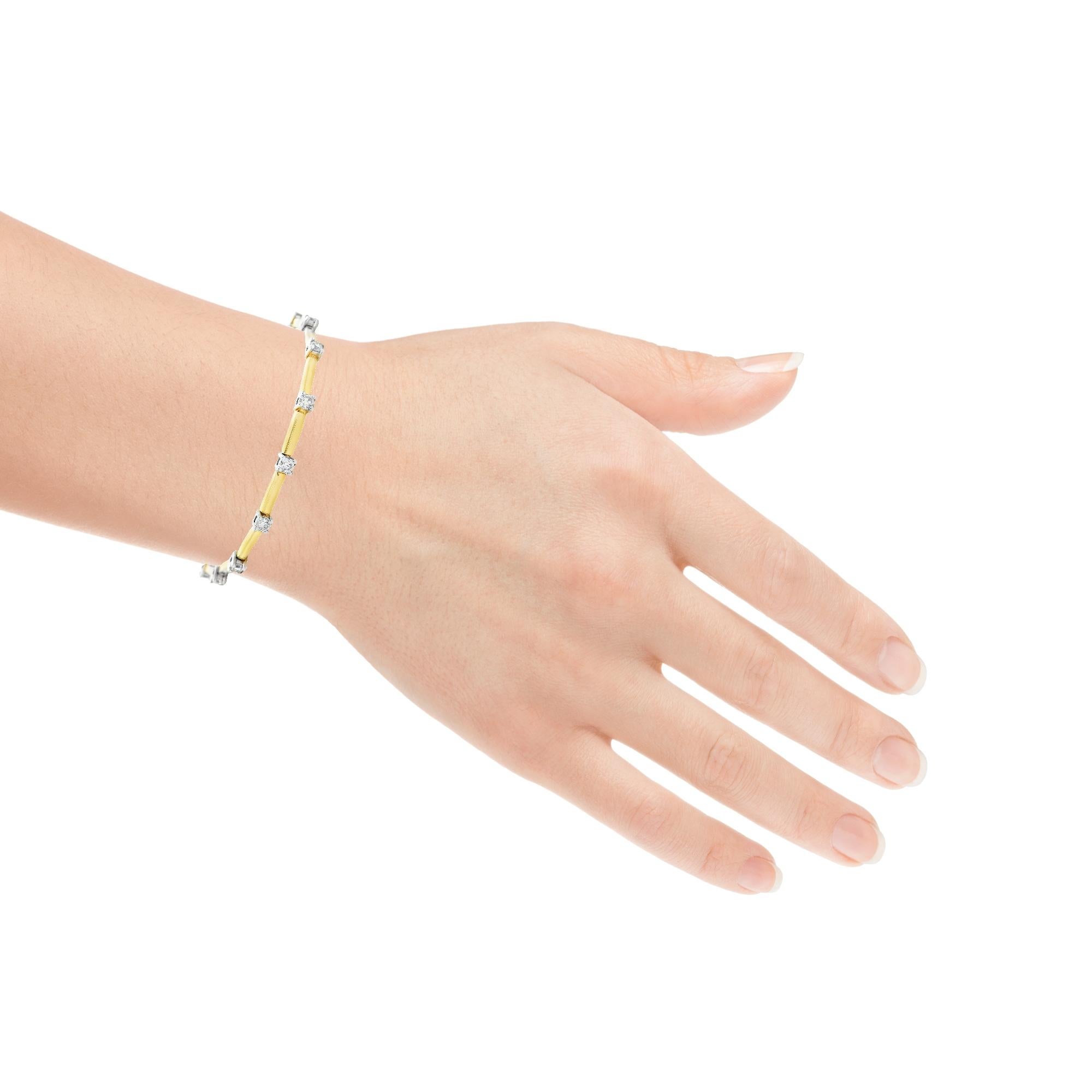 Diamond Bar Link Bracelet in 14K Two-Tone Gold 1.25 Carats Unisexe en vente