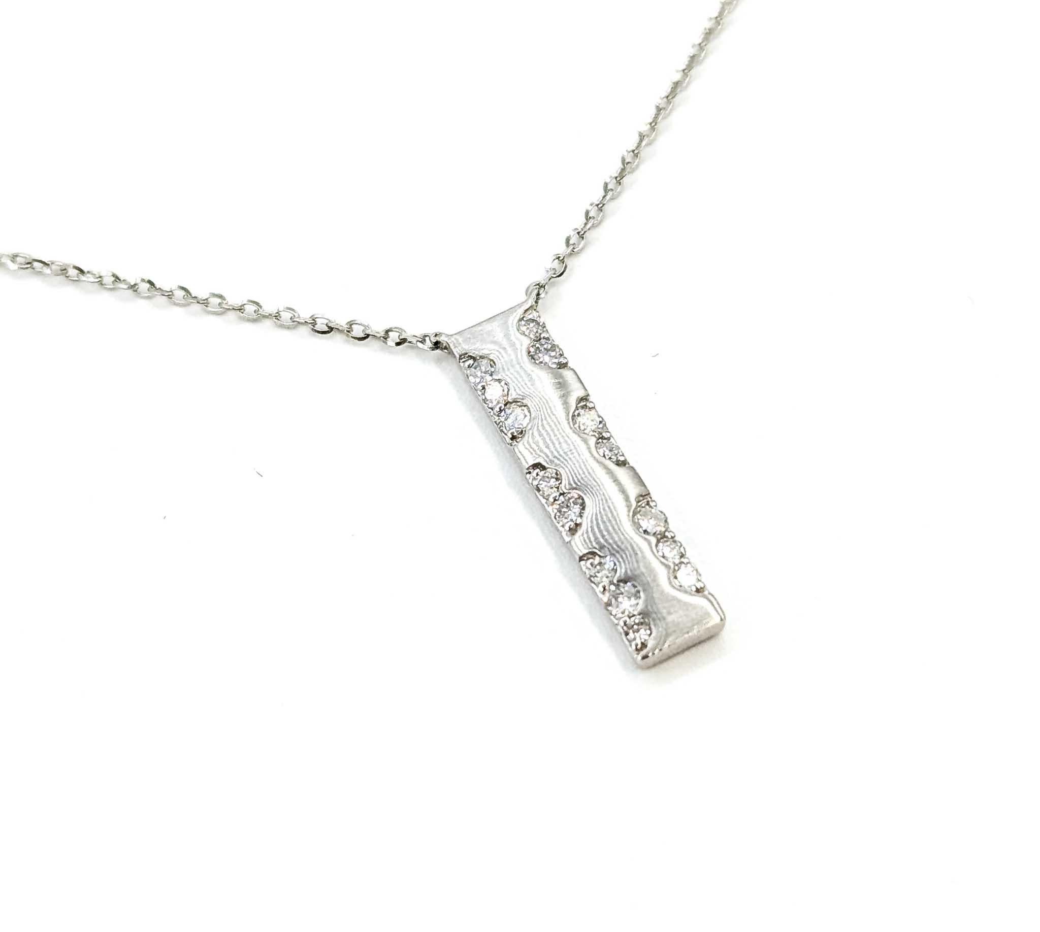 Round Cut Diamond Bar Necklace in 14k White Gold For Sale