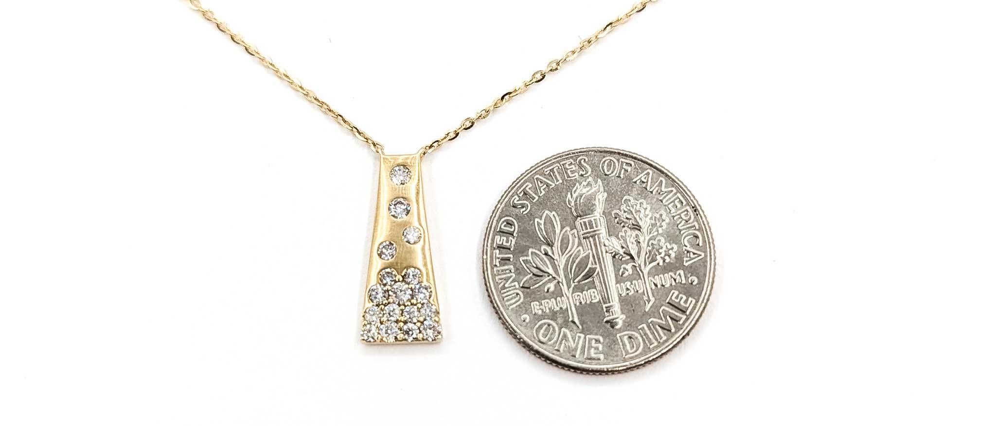 Collier à barres de diamants en or jaune 14k en vente 2