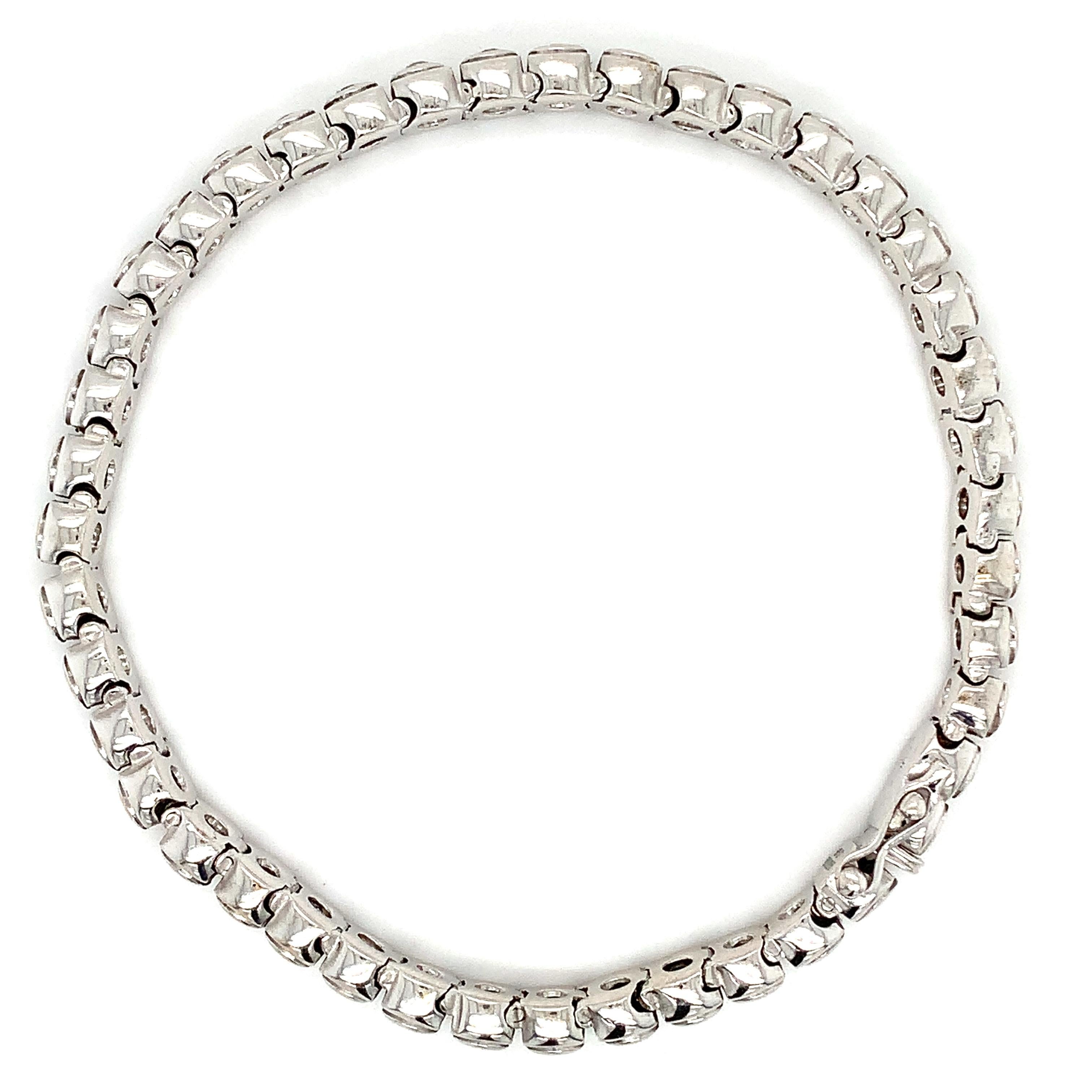 Diamond bezel rub over tennis bracelet 18k white gold For Sale 2