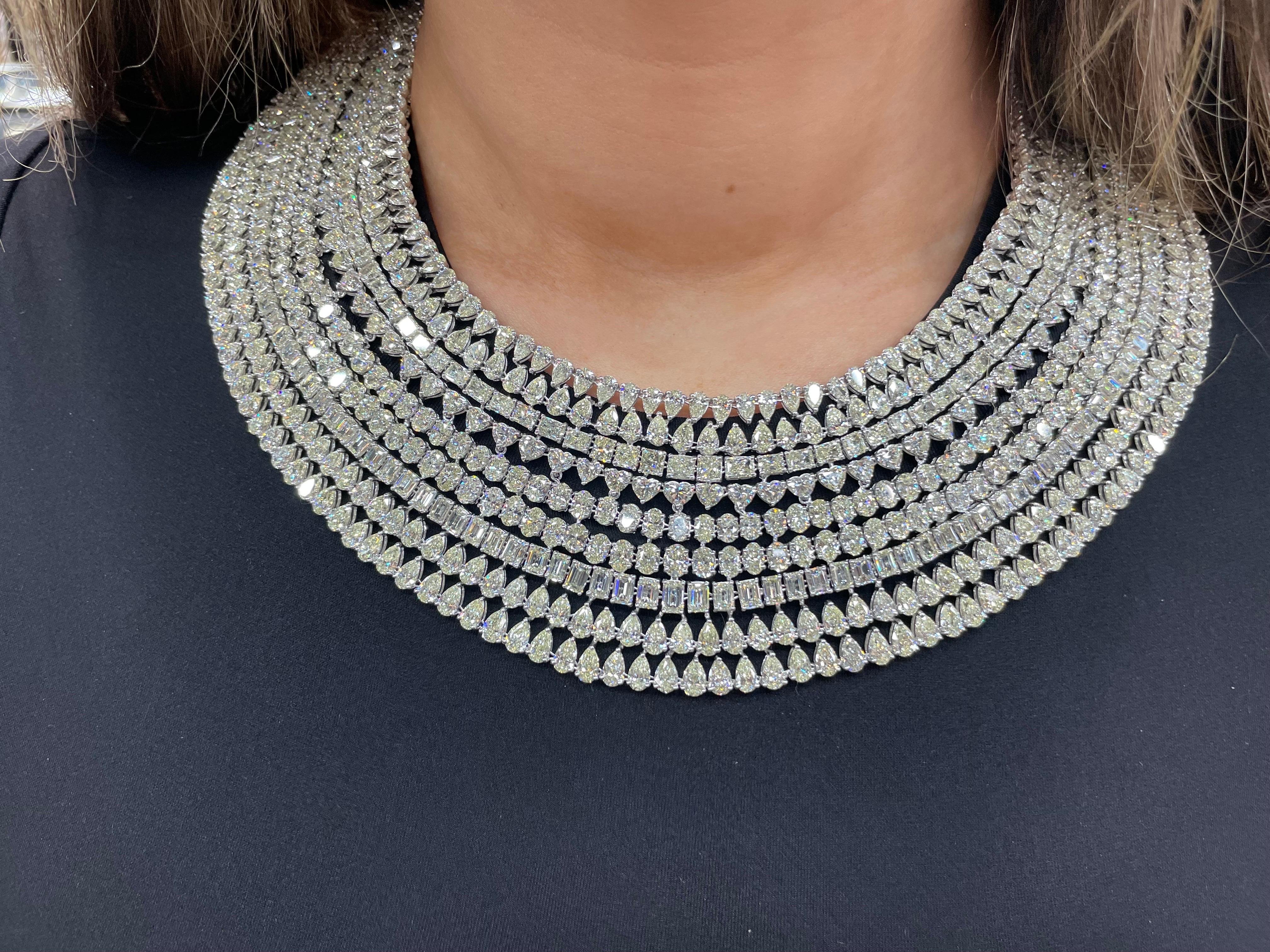 Extra große Diamant-Cluster-Halskette aus 18 Karat Weißgold mit 265 Karat 5