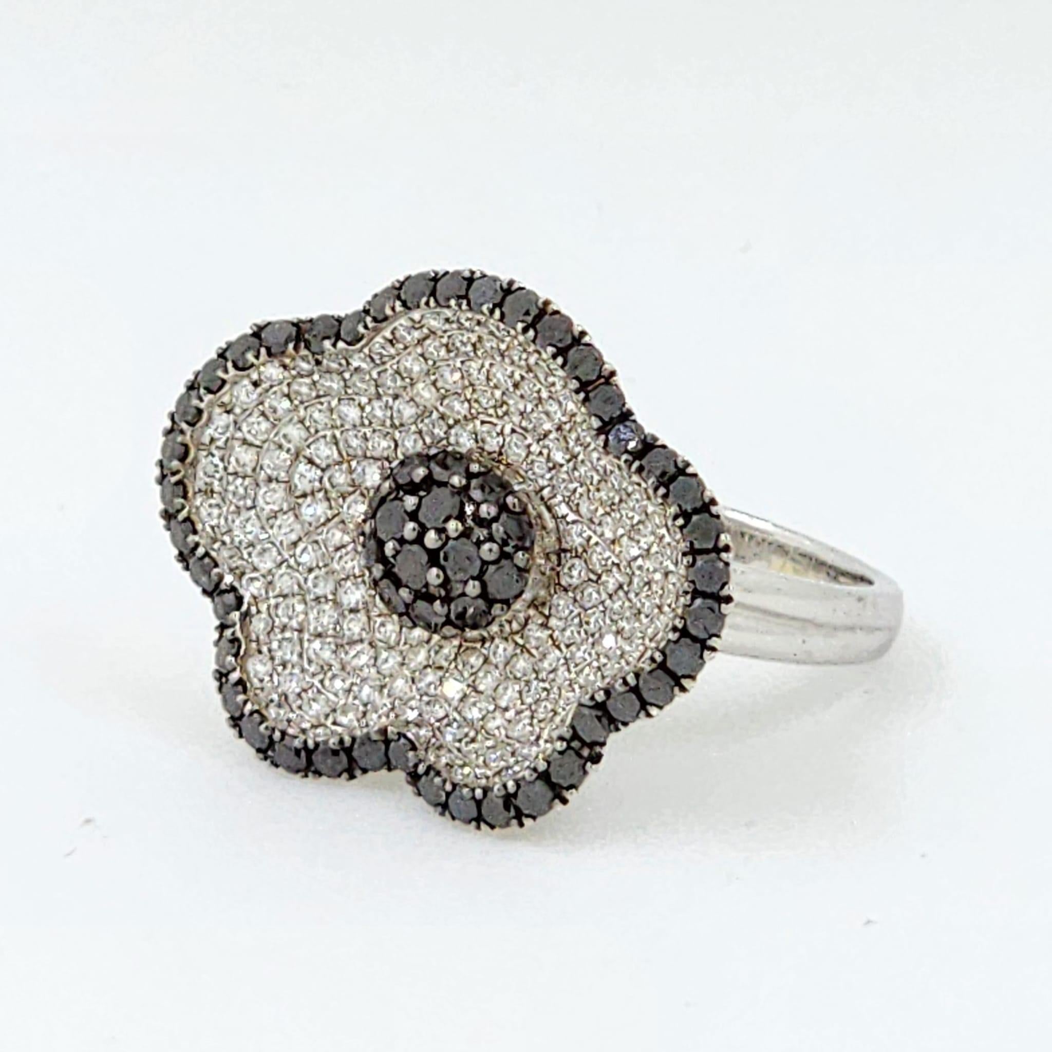 Round Cut 1.91Ct Diamond Black Diamonds Flower Cluster Ring in 18K White and Rhodium Gold For Sale
