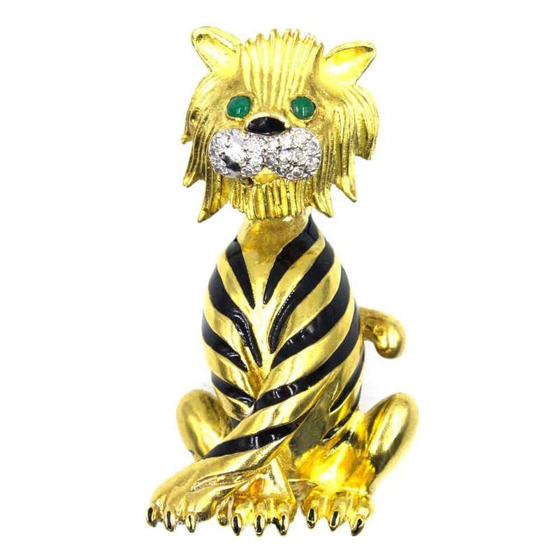 Diamond Black Enamel 18 Karat Yellow Gold Tiger Pin Brooch For Sale at ...