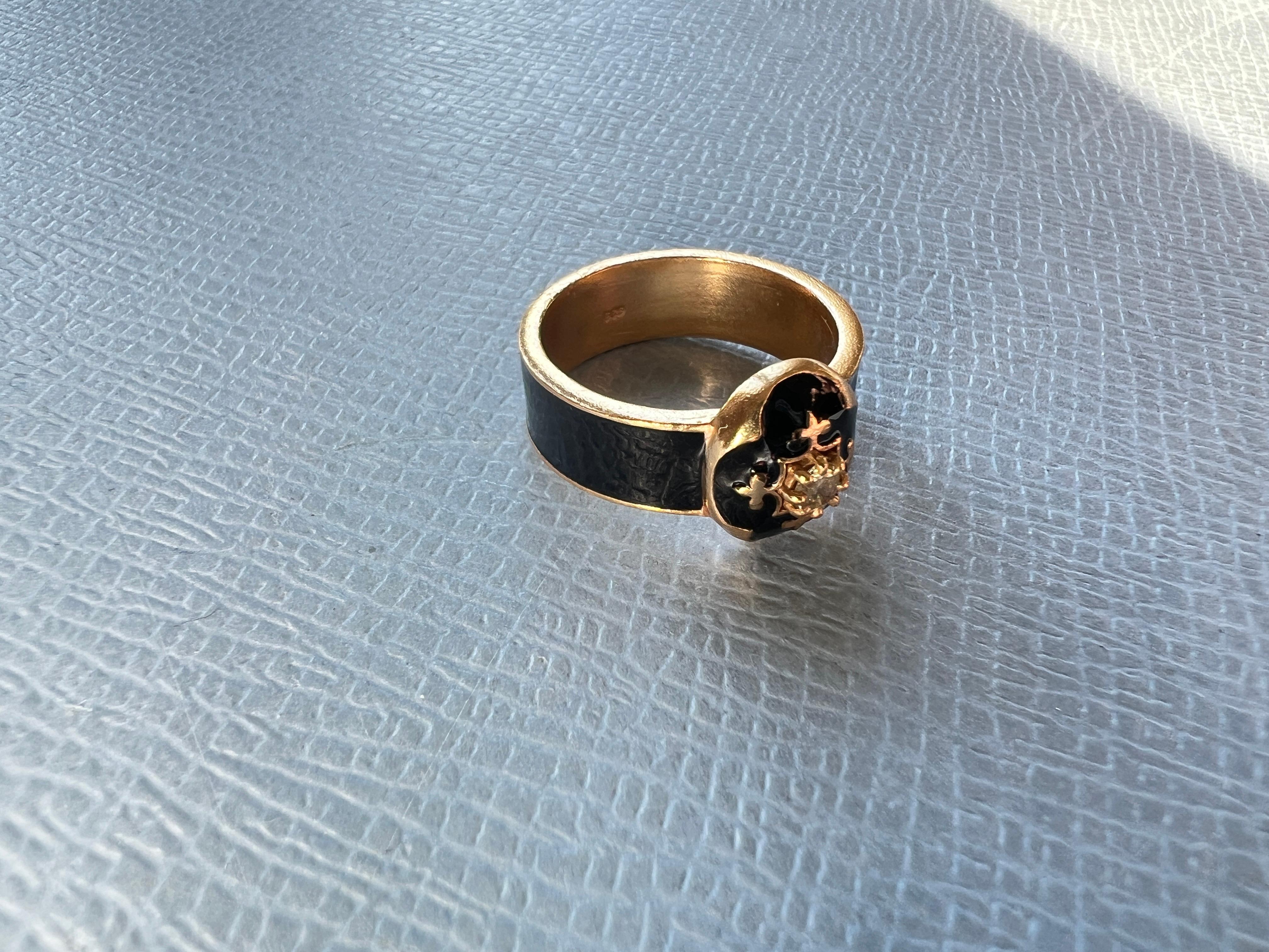 Diamond Black Enamel Ring Fleur de Lis In New Condition For Sale In Los Angeles, CA