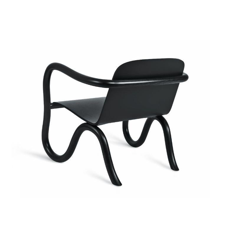 Postmoderne Chaise longue Kolho Original en MDJ KUU Noir par Made by Choice en vente