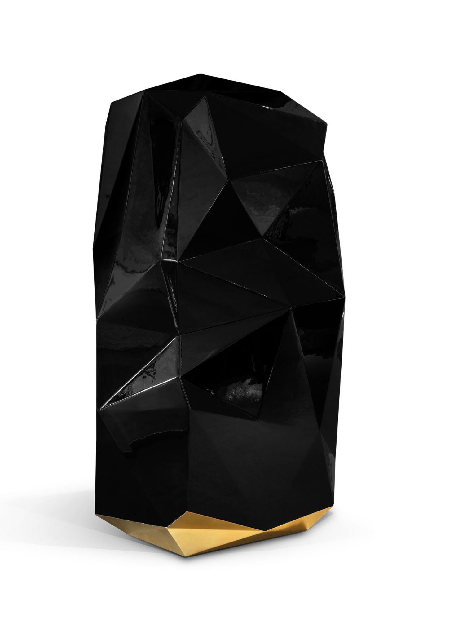 Diamond Black Luxury Safe - Hand-Crafted Wood & Polished Brass - Boca do Lobo In New Condition For Sale In Rio Tinto, PT