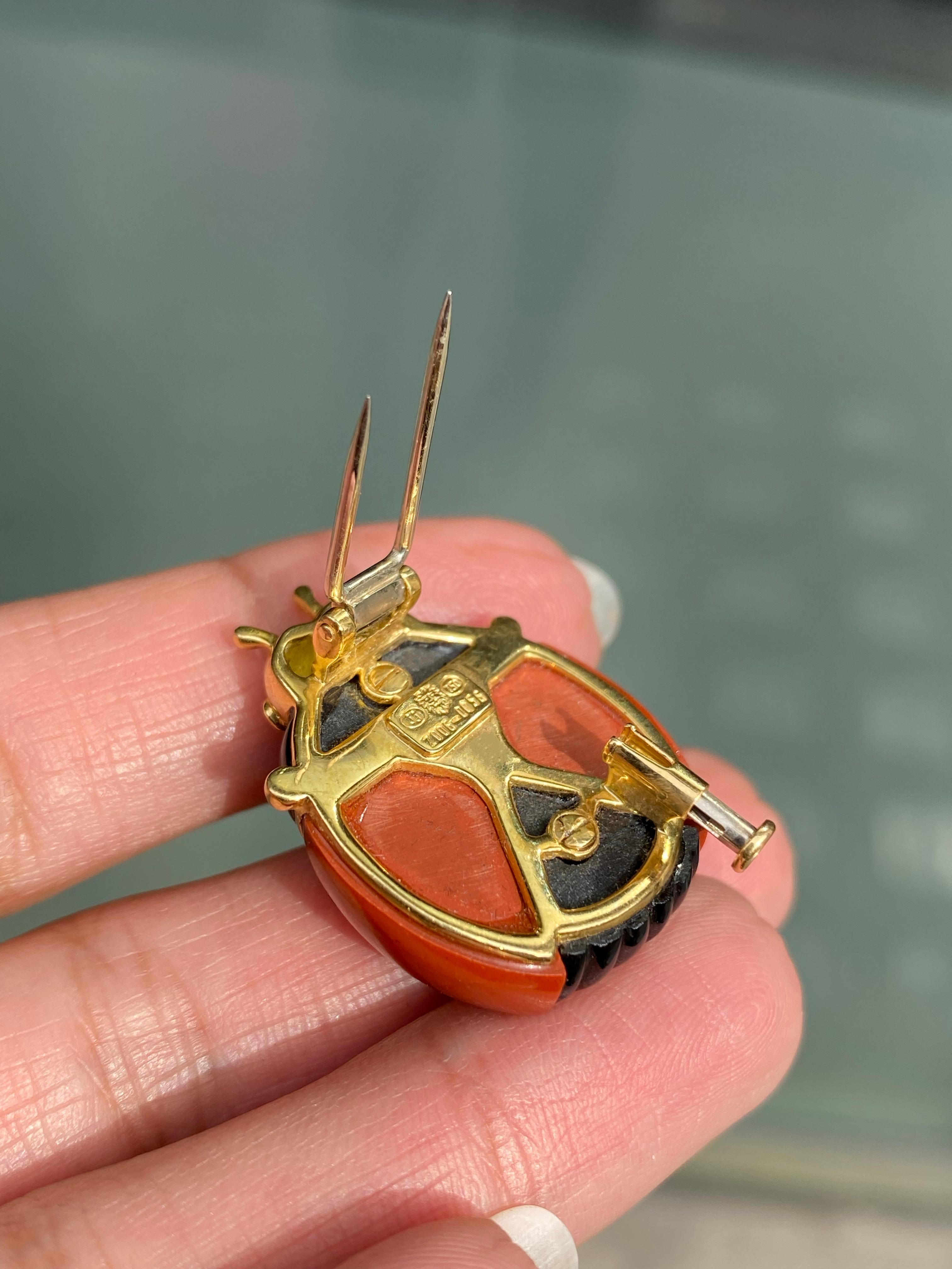 Diamond, Black Onyx and Carnelian 18 Carat Yellow Gold Ladybird Clip Brooch For Sale 1