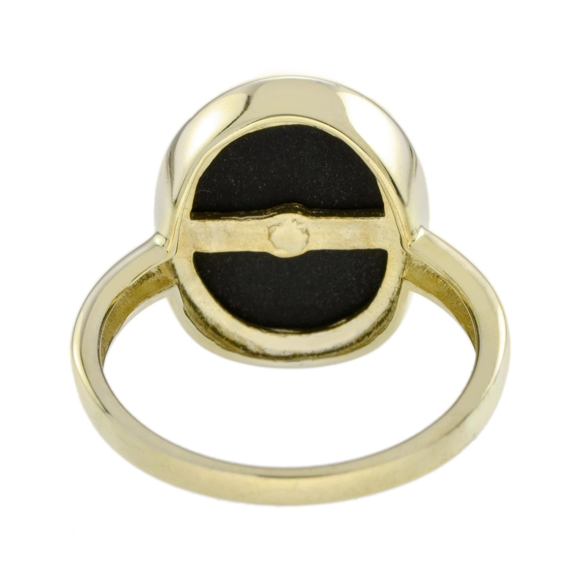 Taglio rotondo Anello con diamante e onice nero in stile Art Deco di forma ovale in oro bianco 14 carati in vendita