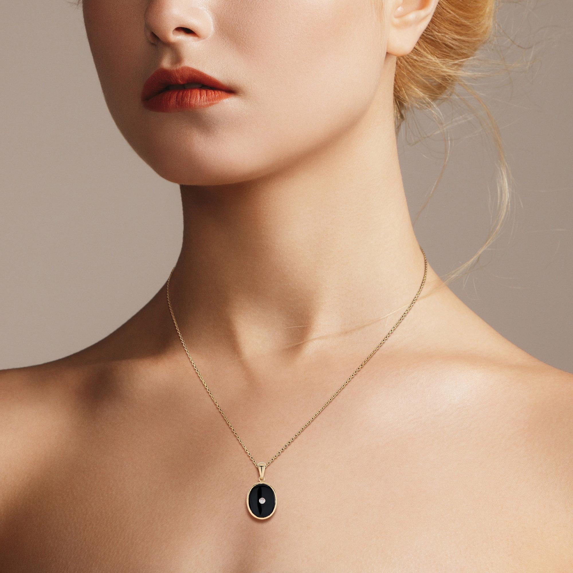 Women's Diamond & Black Onyx Art Deco Style Oval Shape 9K Gold Pendant For Sale