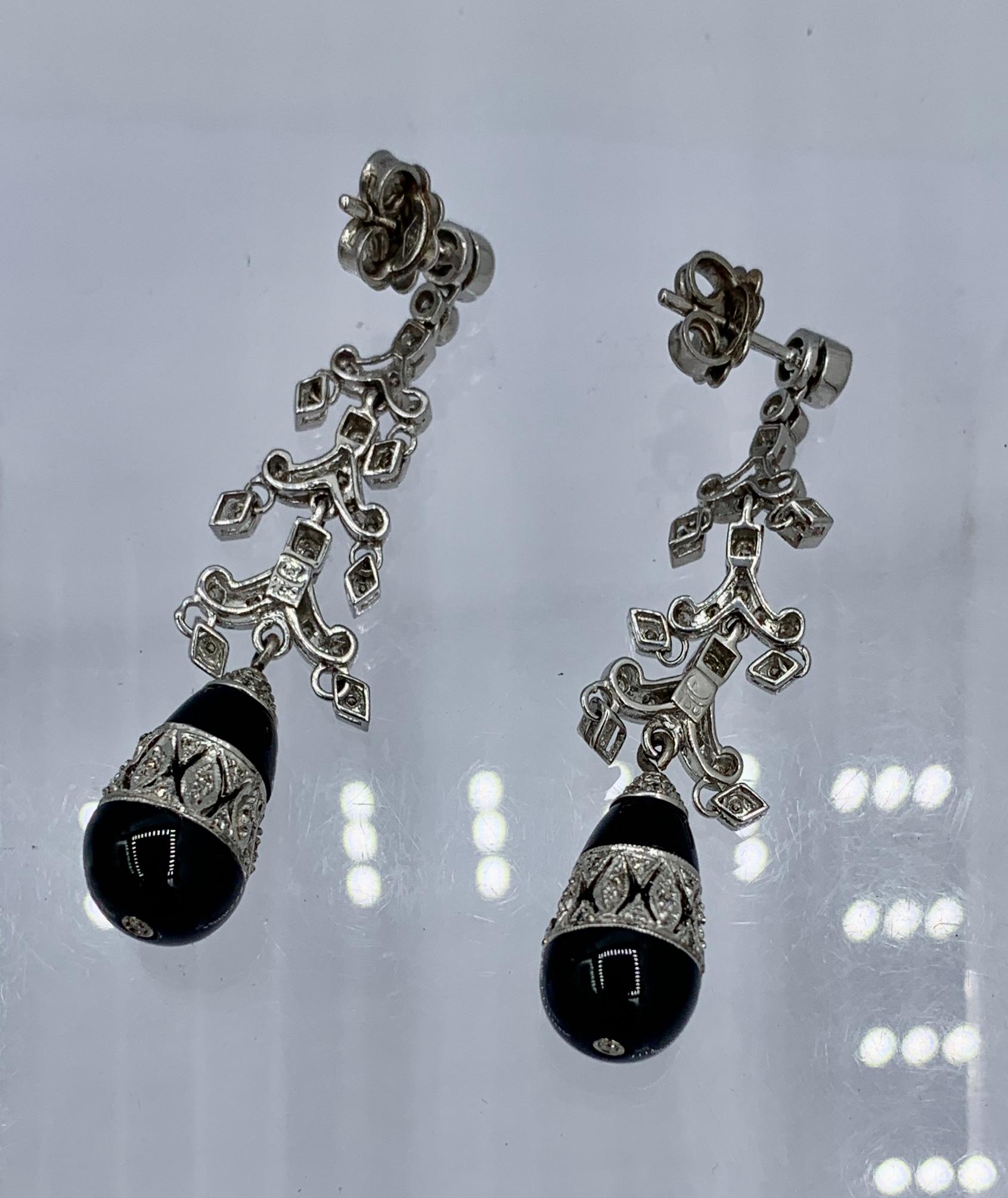 Diamond Black Onyx Dangle Drop Earrings 18 Karat White Gold Antique For Sale 2