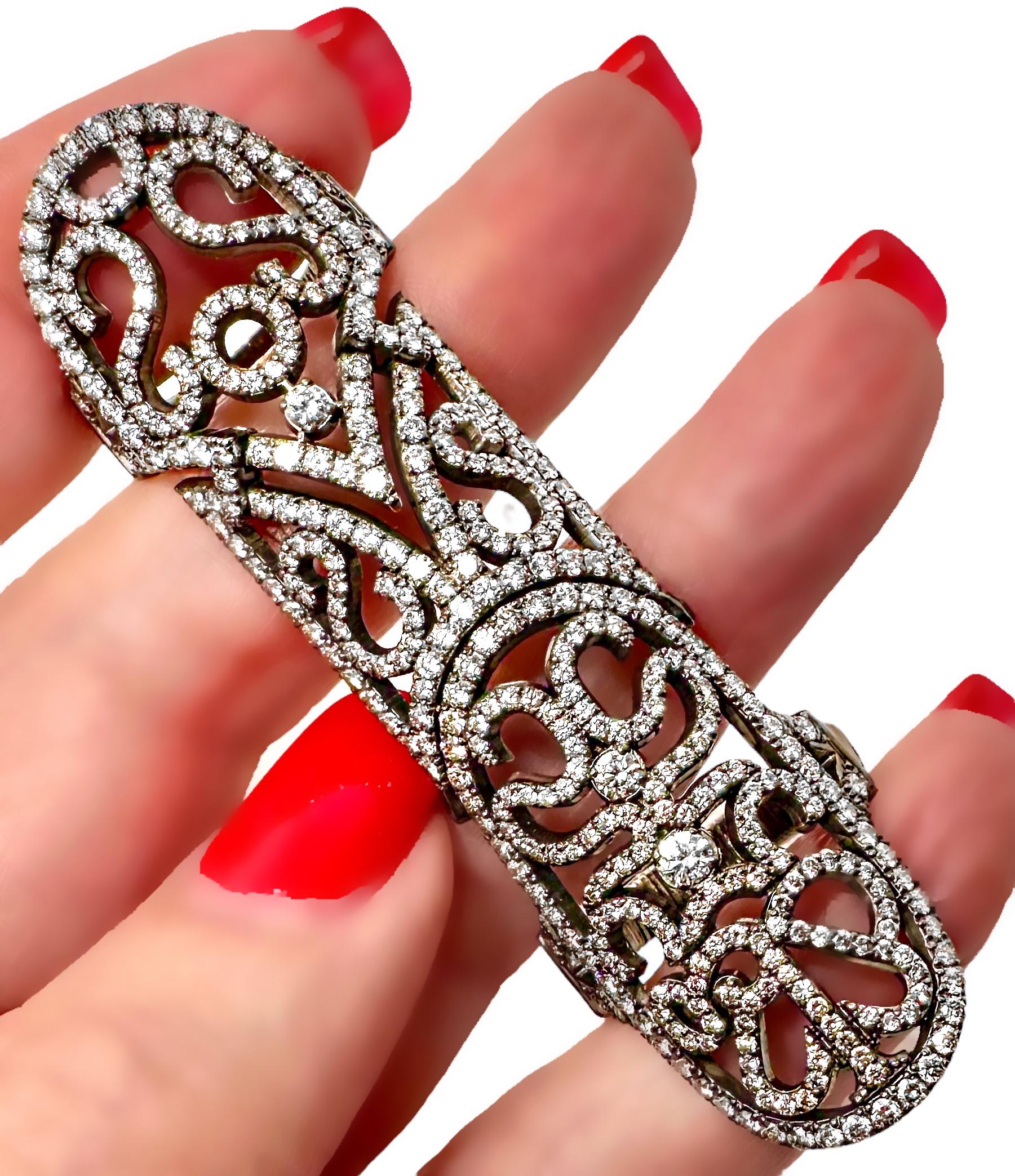 Diamond & Black Plated Gold Hinged Full Finger Ring by Jacob & Co 2.32 Inch Long For Sale 5