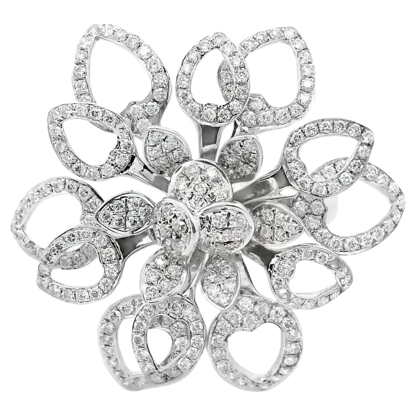 Anillo Flor Diamante Oro Blanco en venta