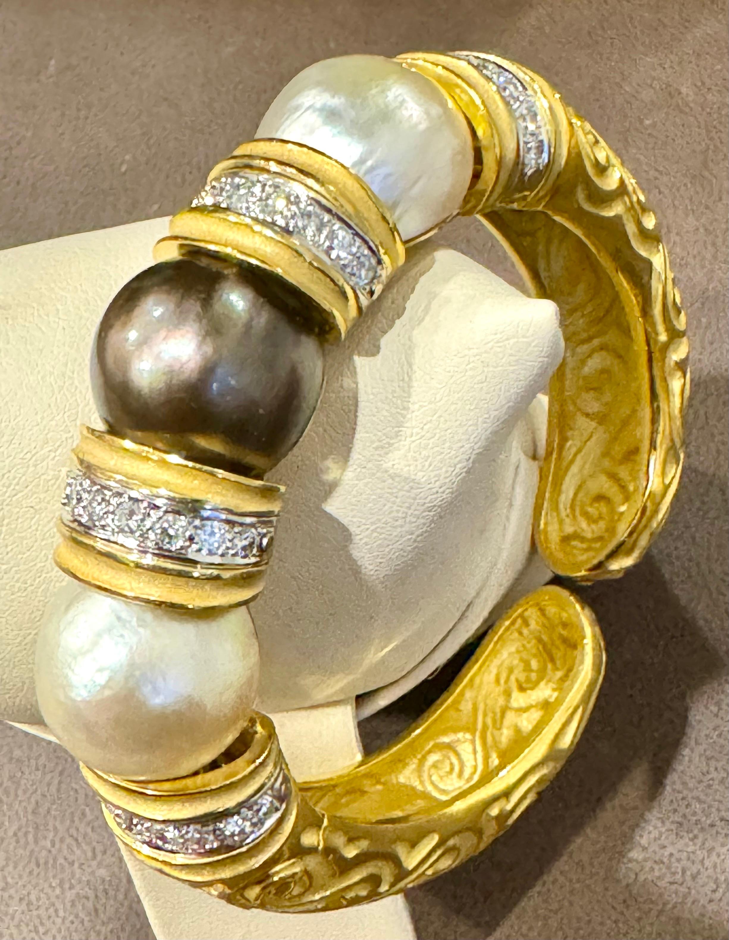 Bracciale con diamanti e perle bianche in oro 18 Kt 115Gm di Robert The Wander Winc in vendita 7