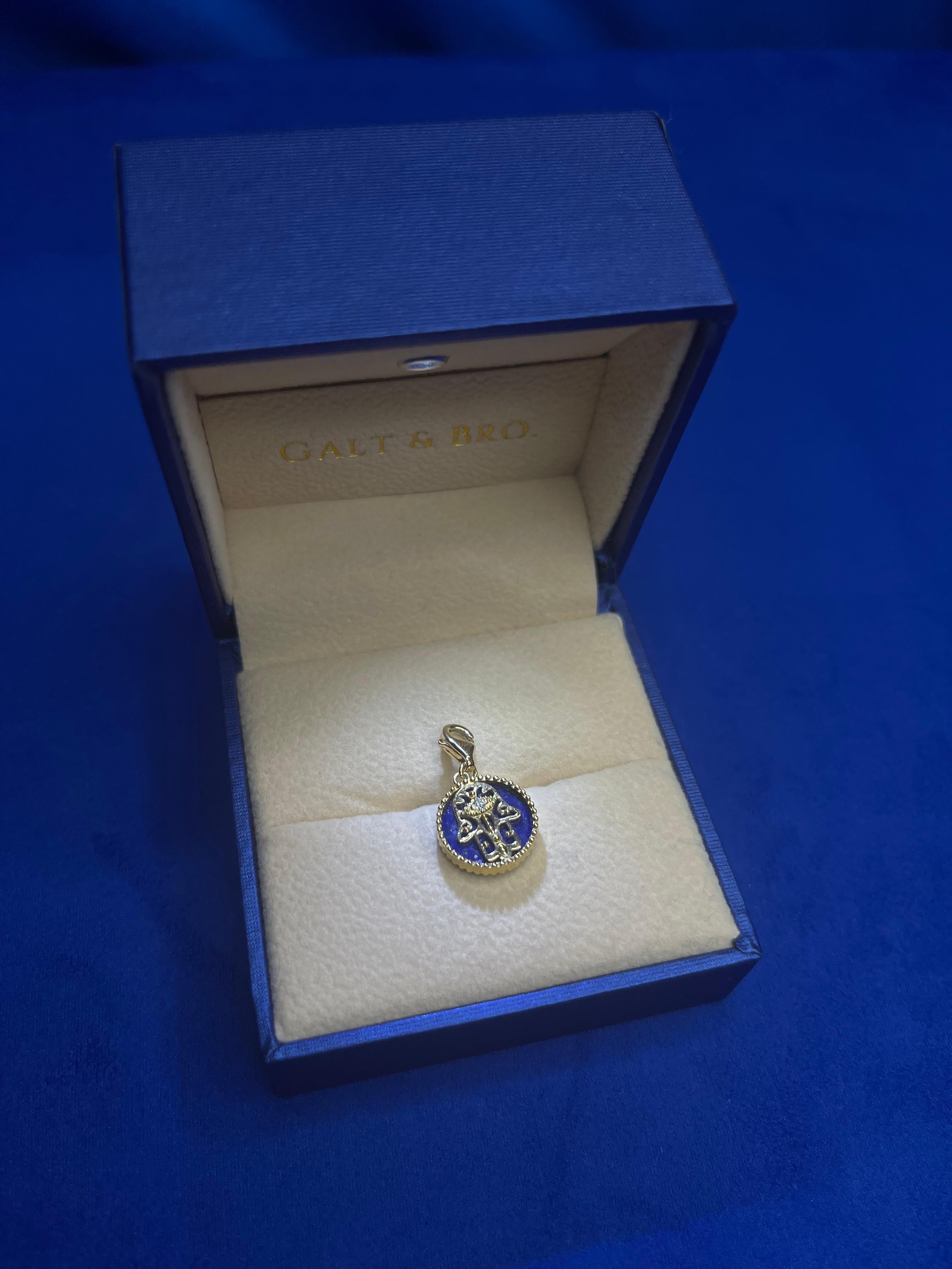 Diamond Blue Lapis Lazuli Hamsa Hand Palm 18 Karat Yellow Gold Medallion Charm For Sale 5