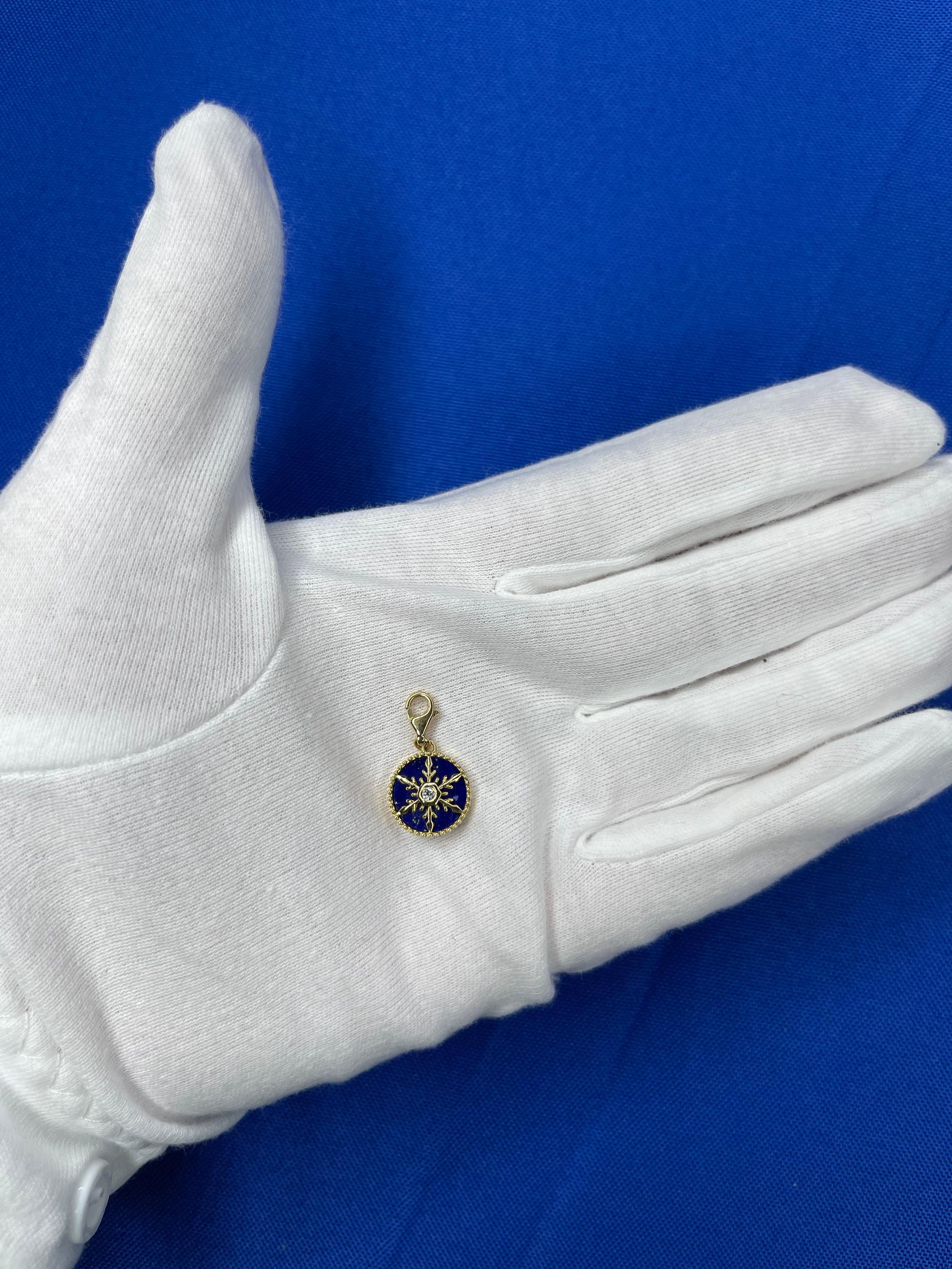 Diamond Blue Lapis Lazuli Snowflake Winter Ice 18KY Gold Medallion Charm Pendant In New Condition In Oakton, VA