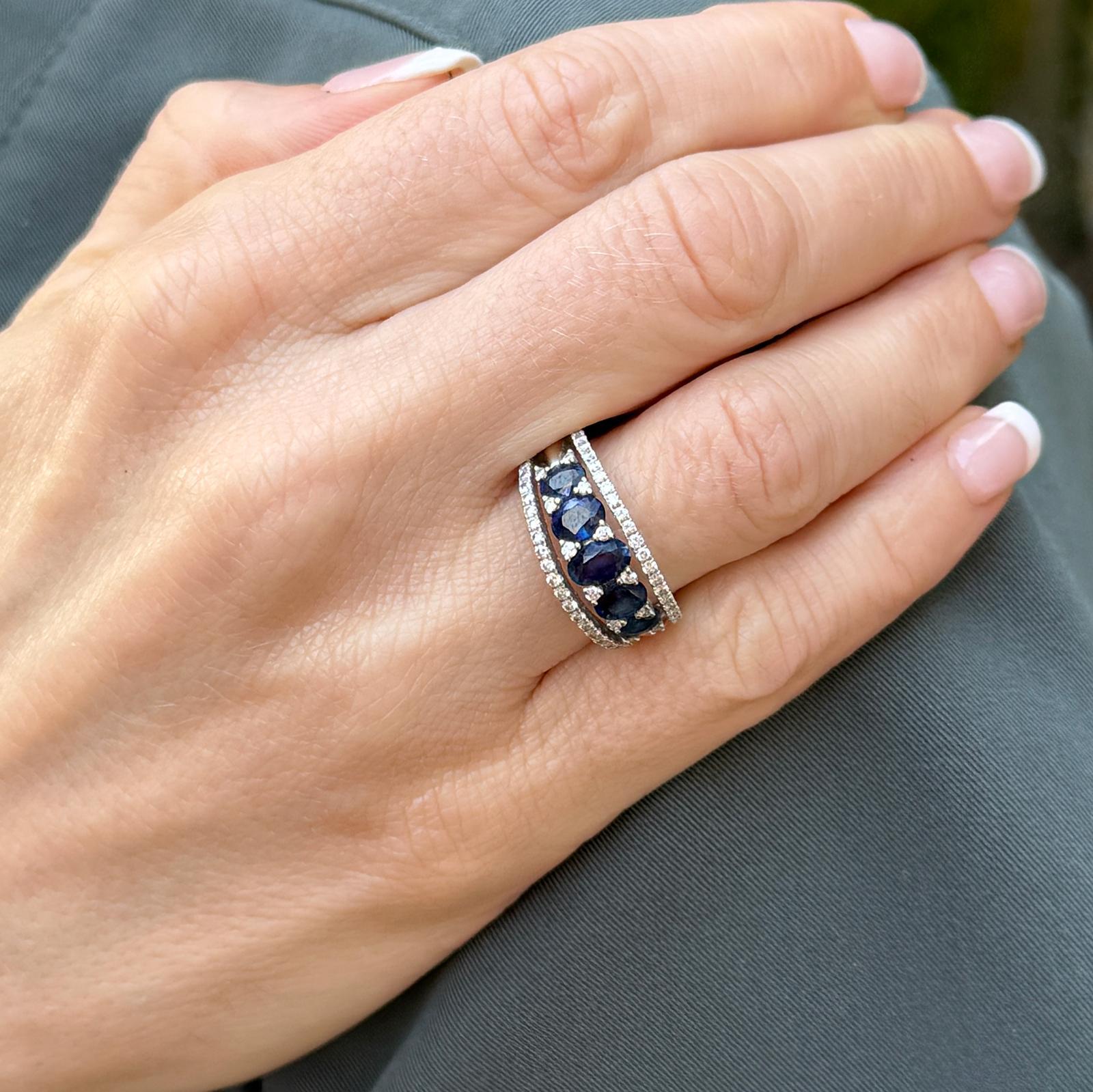 Modern Diamond Blue Sapphire 14 Karat White Gold Tapered Band Ring For Sale
