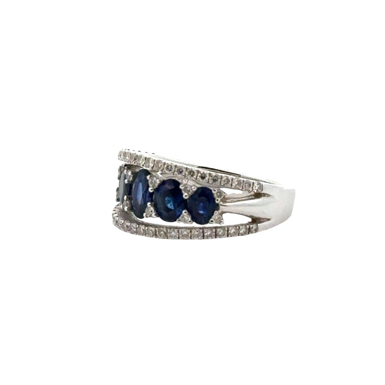 Diamond Blue Sapphire 14 Karat White Gold Tapered Band Ring In Excellent Condition For Sale In Boca Raton, FL