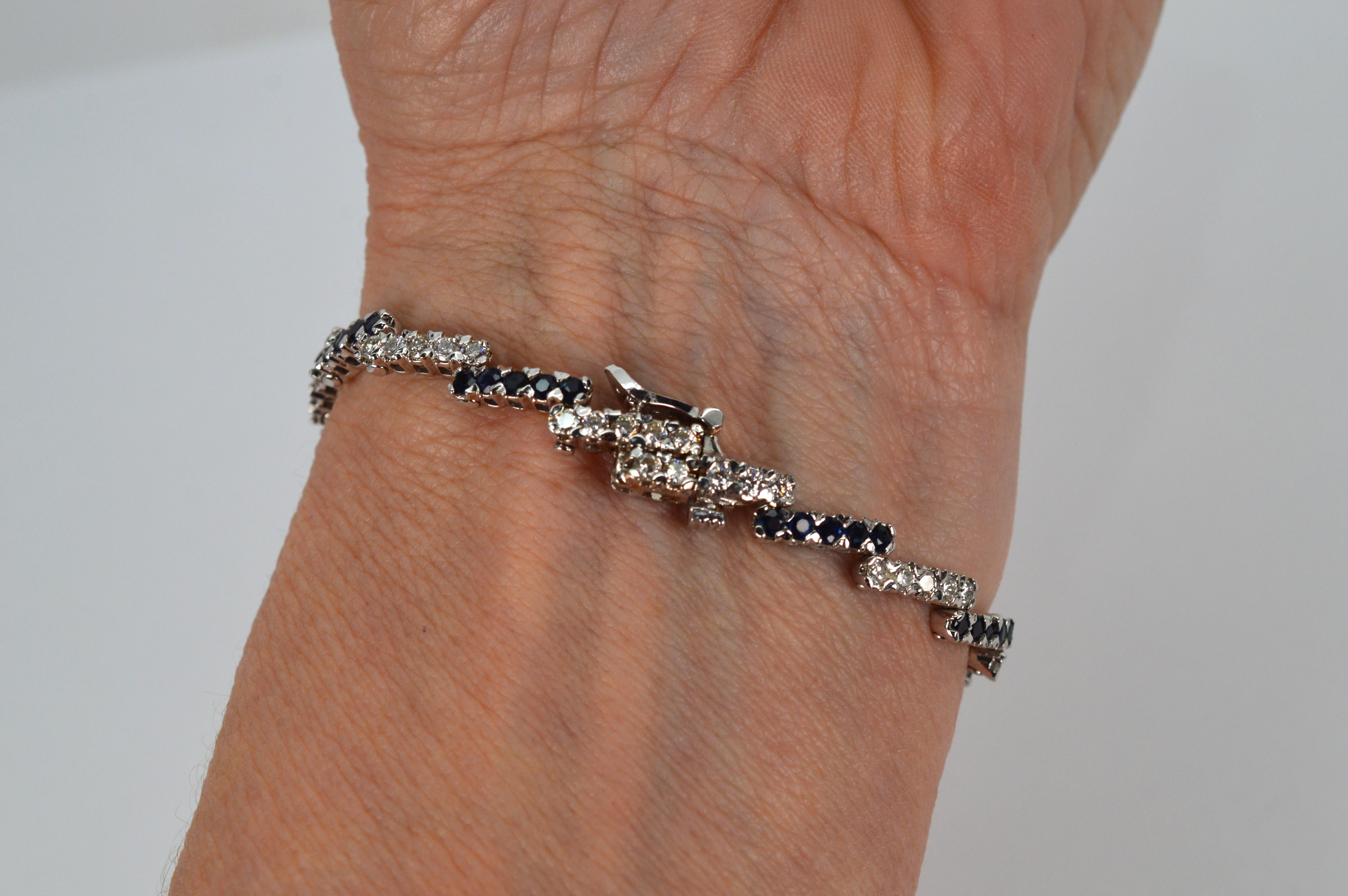 Diamond Blue Sapphire 14 Karat White Gold Zig Zag Tennis Bracelet In Excellent Condition For Sale In Mount Kisco, NY