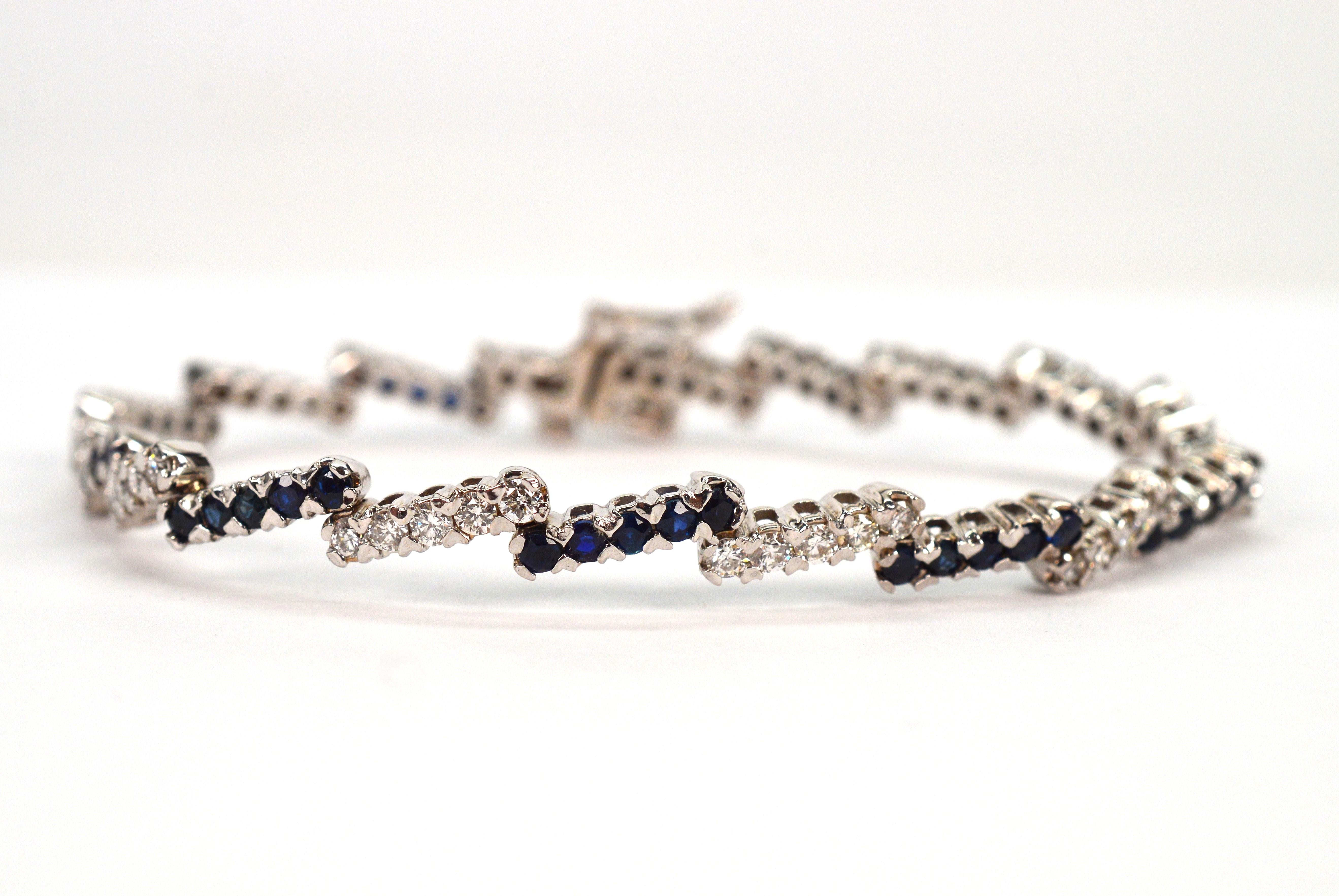 Women's Diamond Blue Sapphire 14 Karat White Gold Zig Zag Tennis Bracelet For Sale