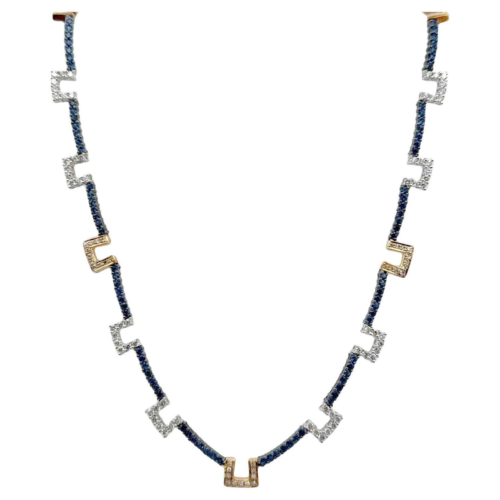 Collana moderna con diamanti e zaffiri blu in oro bicolore 18 carati A Link in vendita