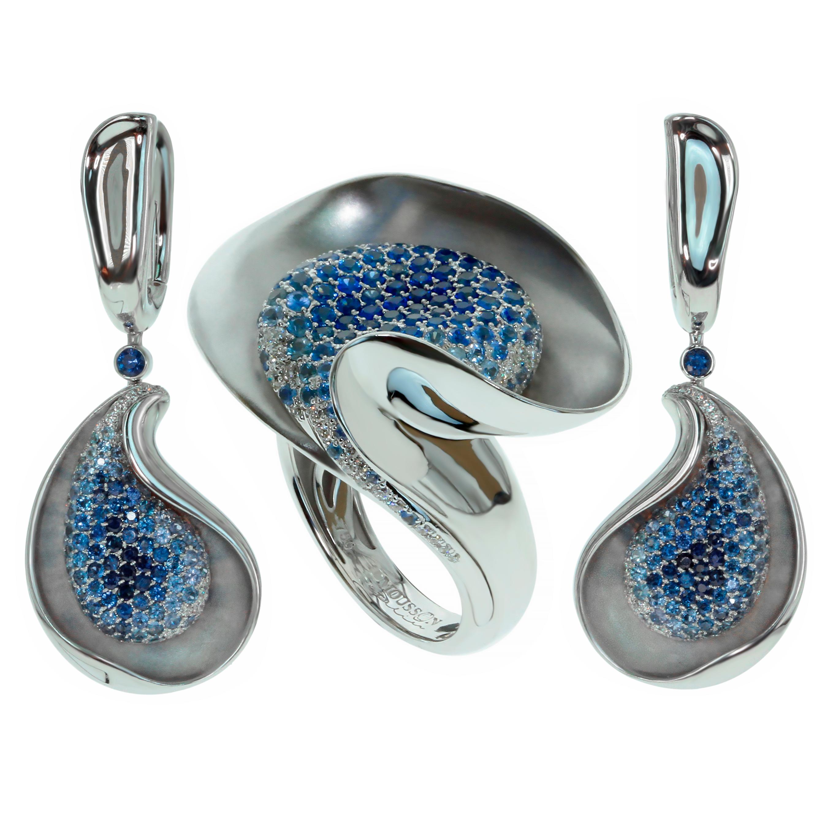 Diamond Blue Sapphire 18 Karat White Gold Ring Earrings Suite For Sale