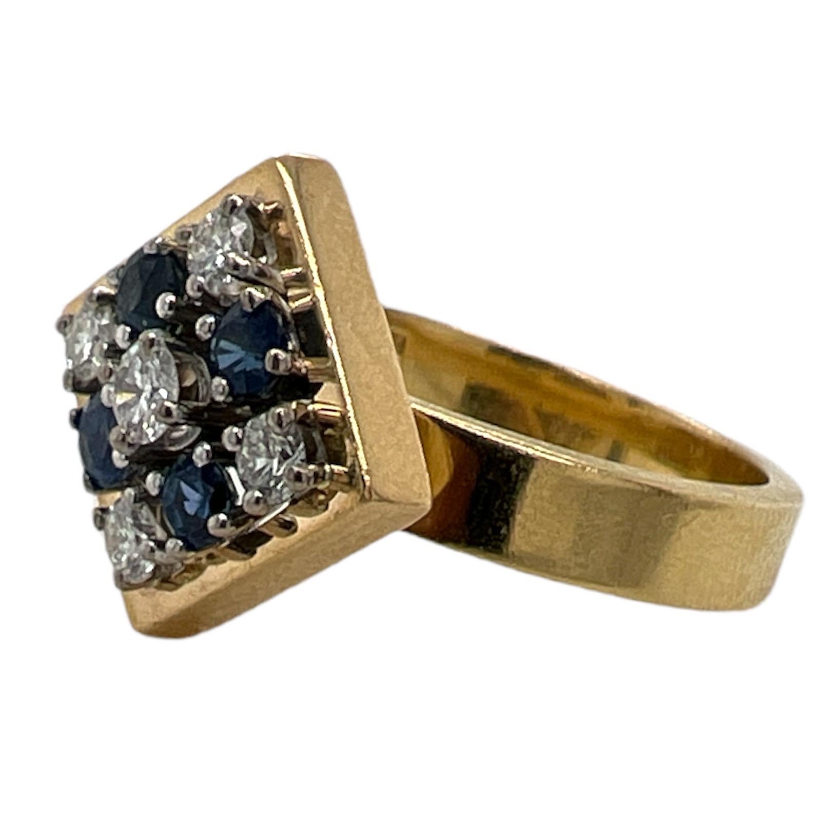Round Cut Diamond Blue Sapphire 18 Karat Yellow Gold Checkerboard Vintage Ring