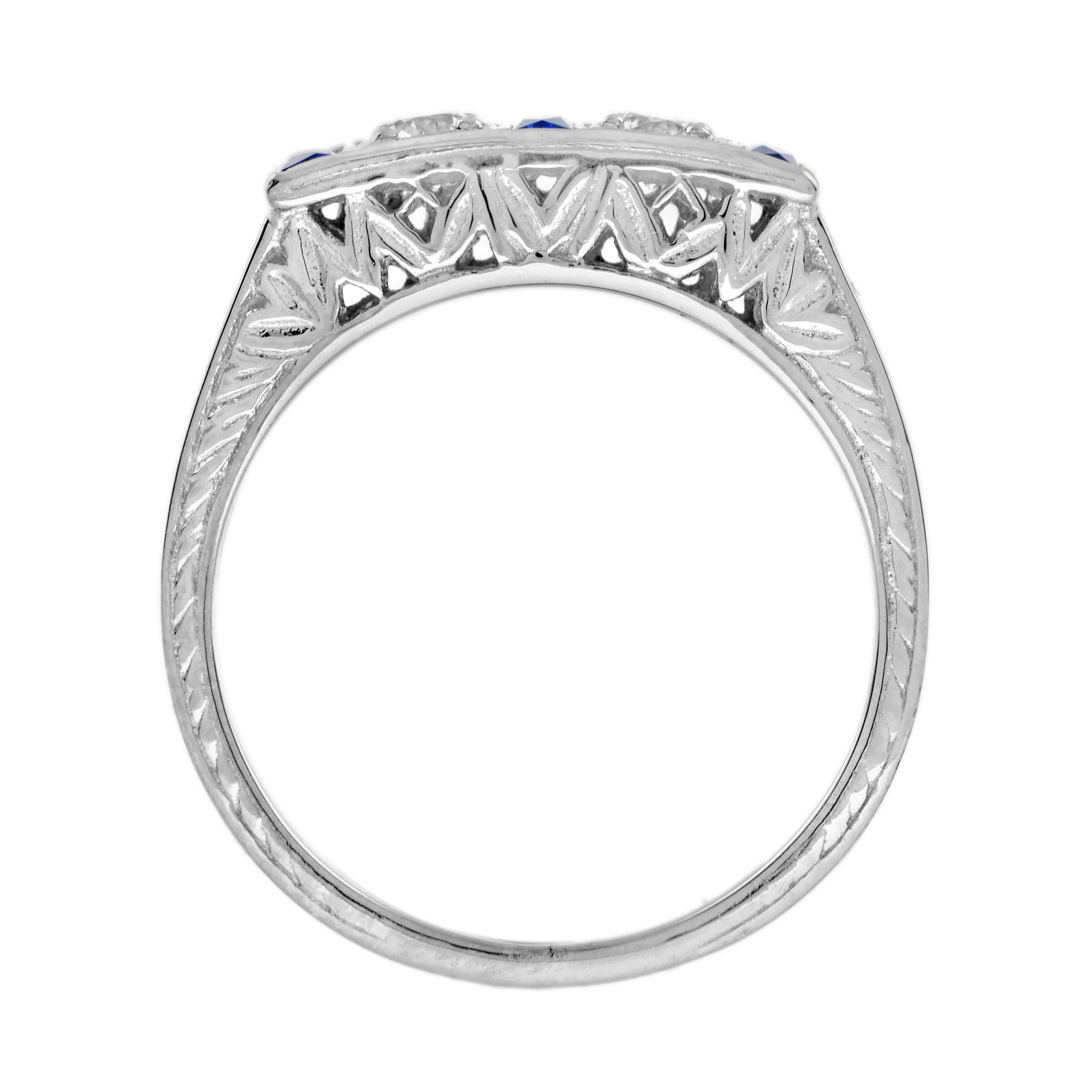 Bague en or blanc 14K avec diamant et saphir bleu de style ancien Neuf - En vente à Oakton, VA