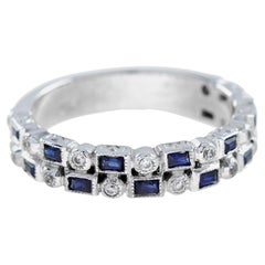 Anillo de oro blanco de doble hilera de media eternidad con diamantes y zafiro azul estilo Art Déco