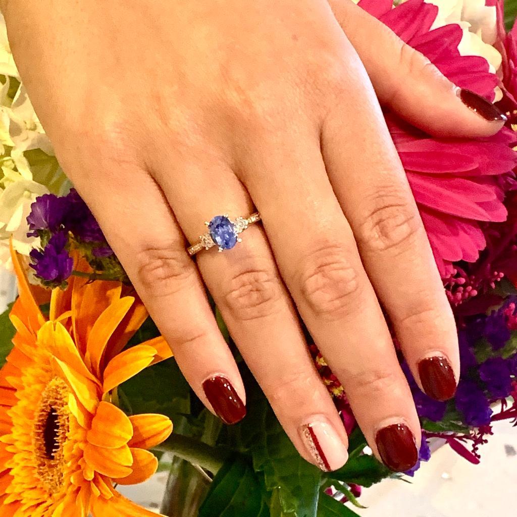 Anello con zaffiro naturale di qualità finemente sfaccettato e diamante in oro 14k 1,67 TCW Donna Certificato $4,950 915310

Questo è un gioiello unico, personalizzato e affascinante!

Niente dice 