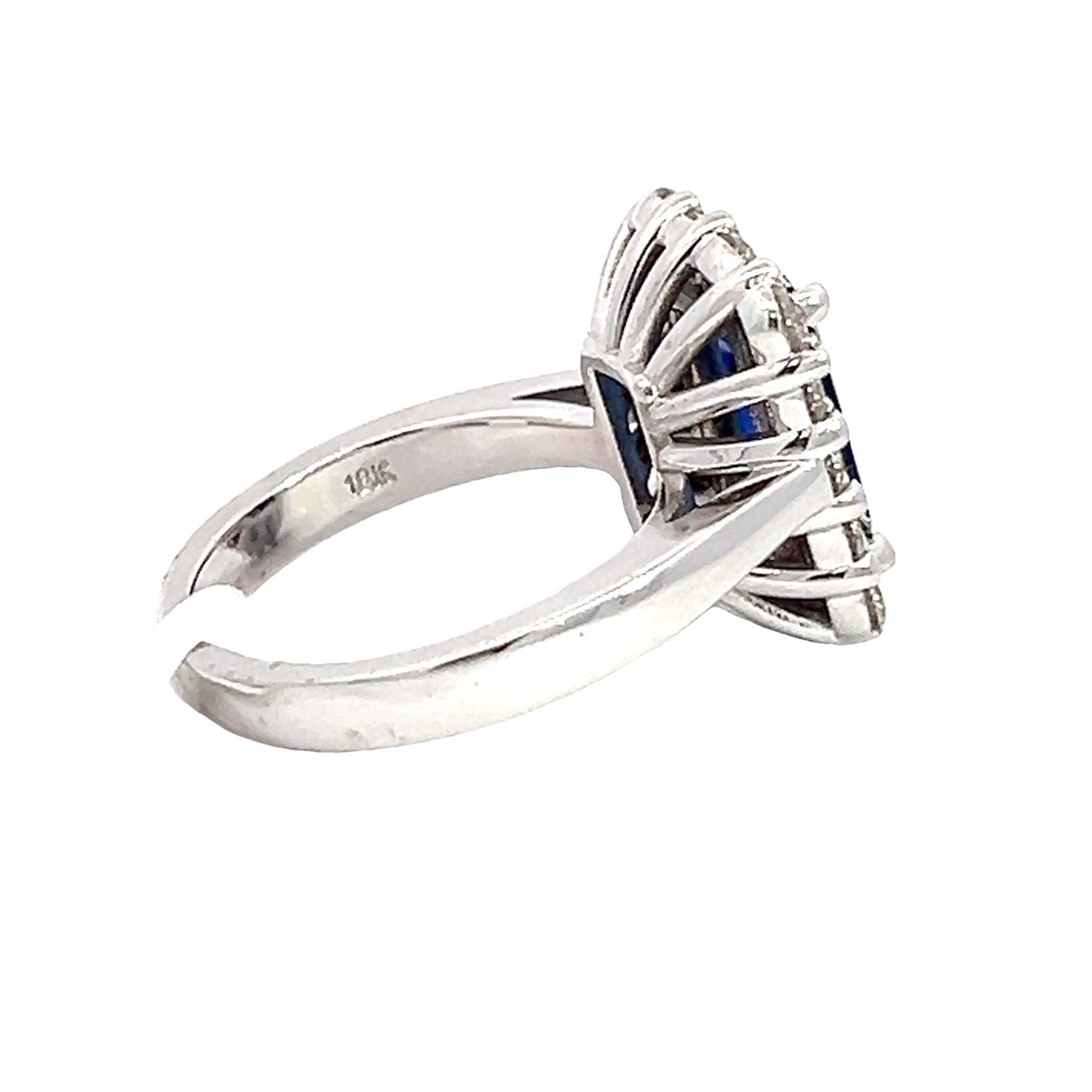 Diamond & Blue Sapphire Ring in 18K White Gold with Natural Diamonds. 3.20ct Sap In New Condition For Sale In Great Neck, NY