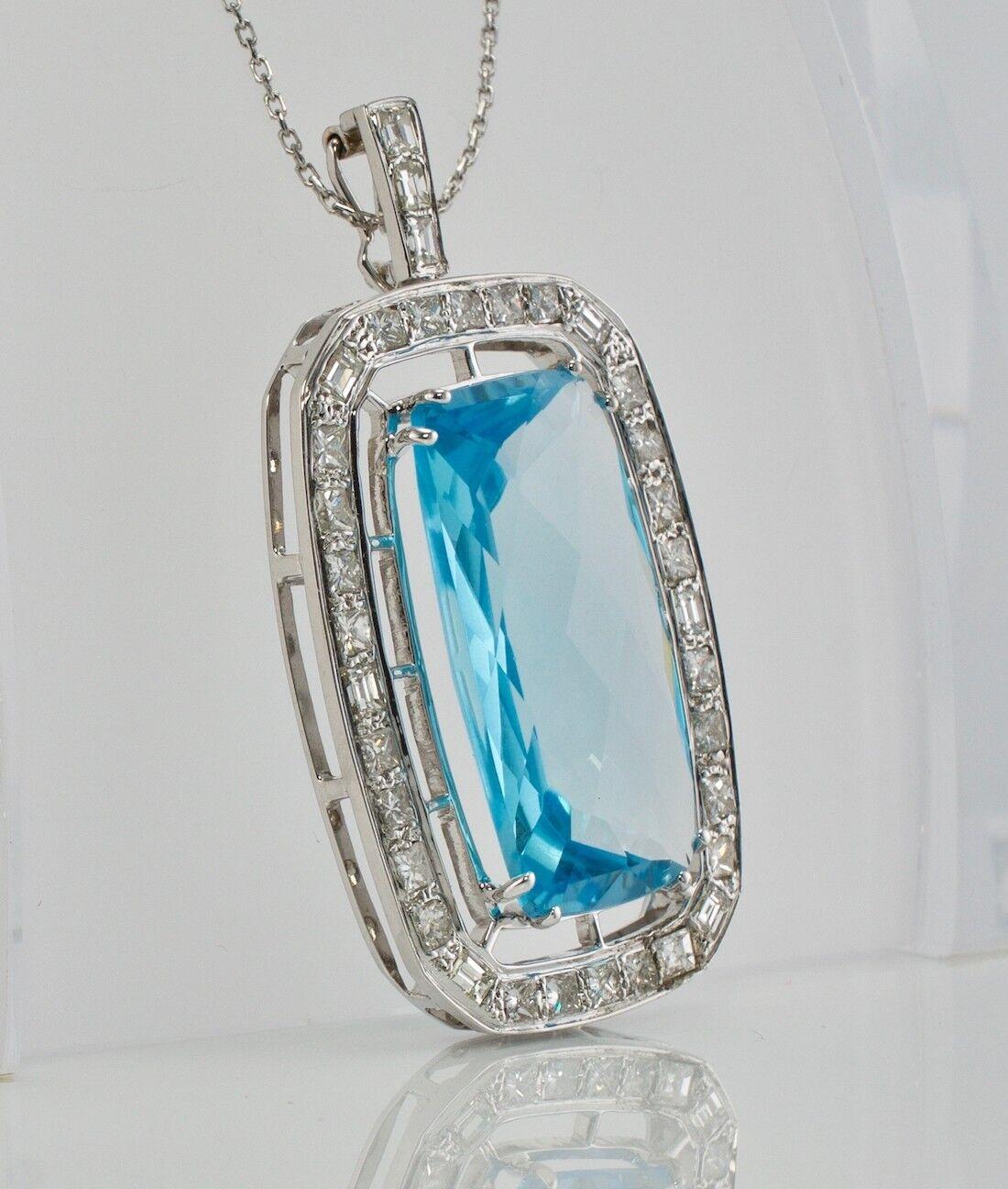 Diamant Topaze bleue pendentif rehausseur Collier en or blanc 14K en vente 3