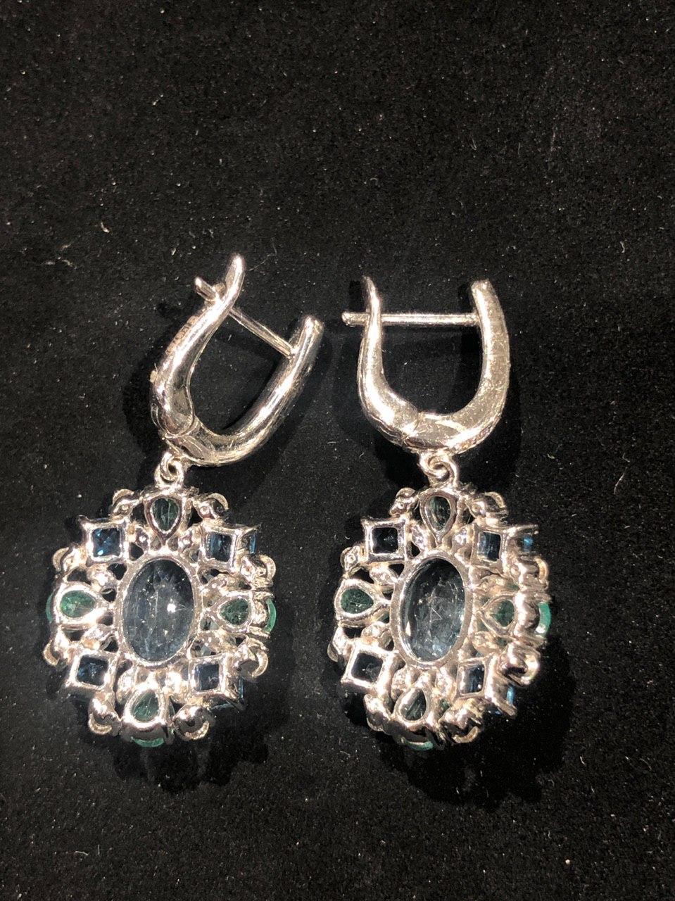 Modern Diamond Blue Topaz Rare Emerald 18 Karat White Gold Dangle Drop Earrings For Sale