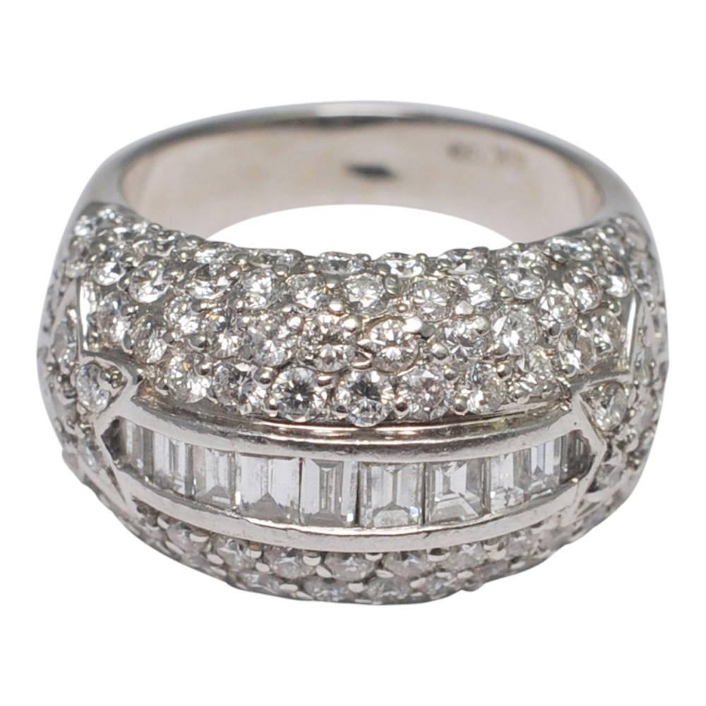 Round Diamond Bombé Band Cocktail Ring For Sale 1
