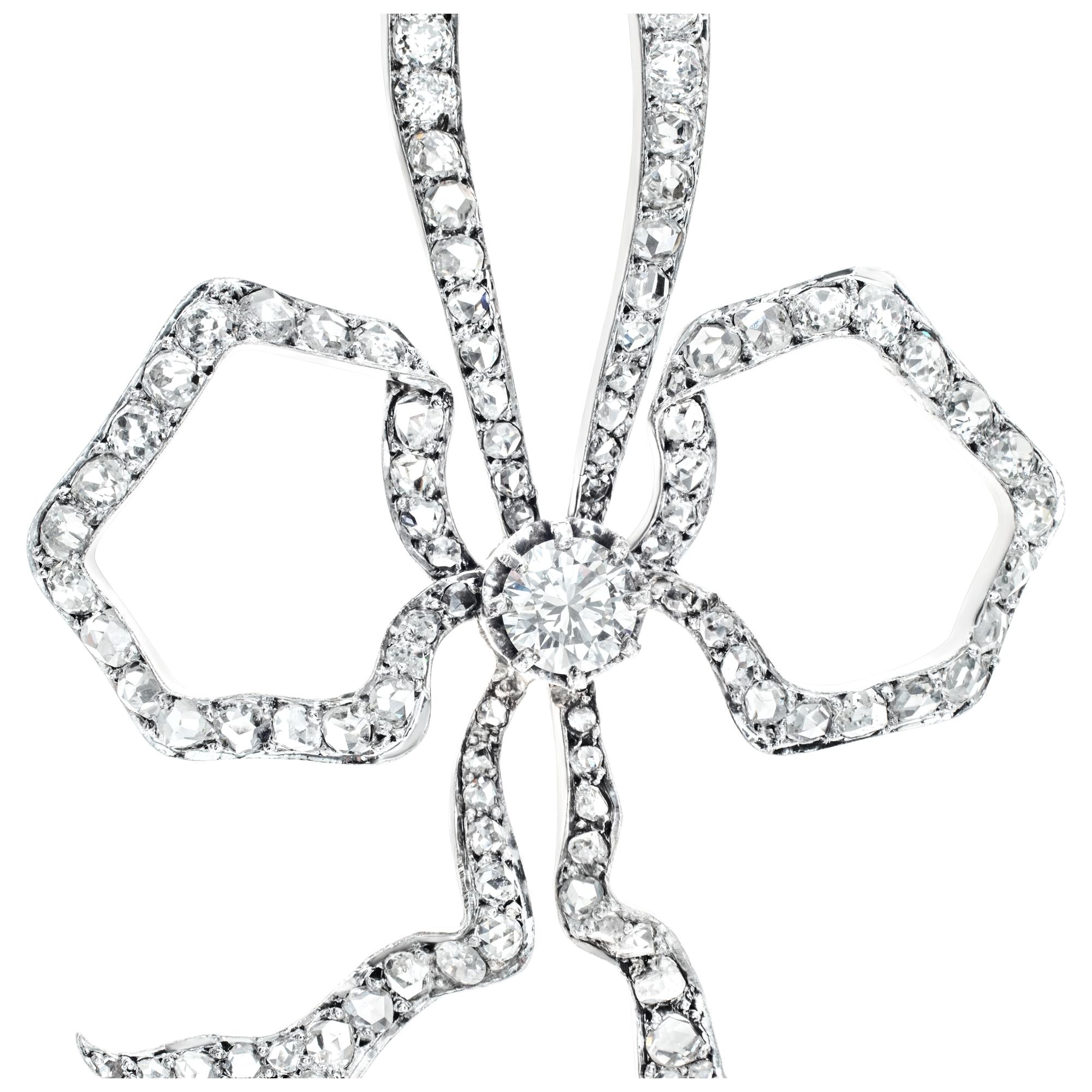 Women's Diamond bow 18k white gold brooch For Sale