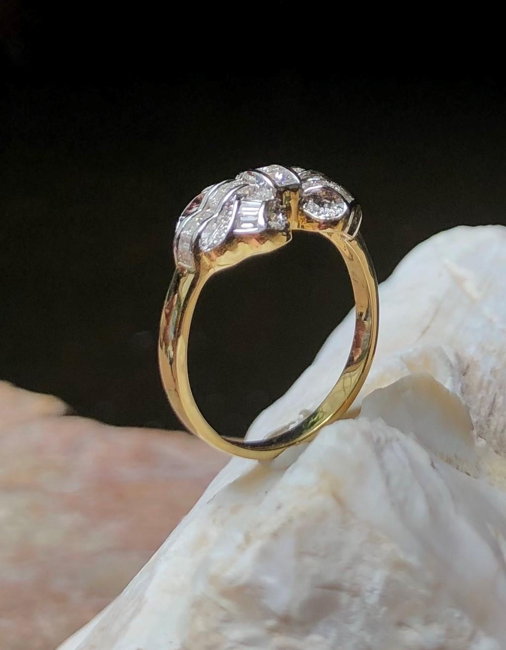 Diamond Bow Ring Set in 18 Karat Gold Settings 1