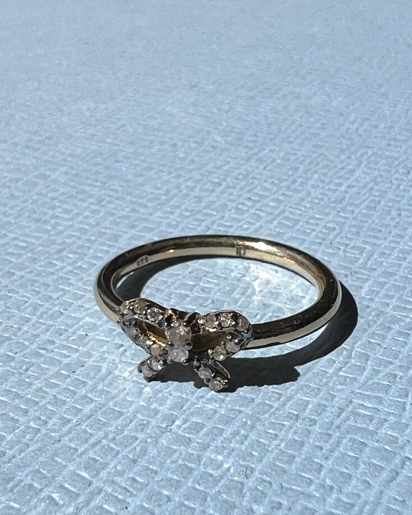 Anneau de diamant de style victorien en vente 2