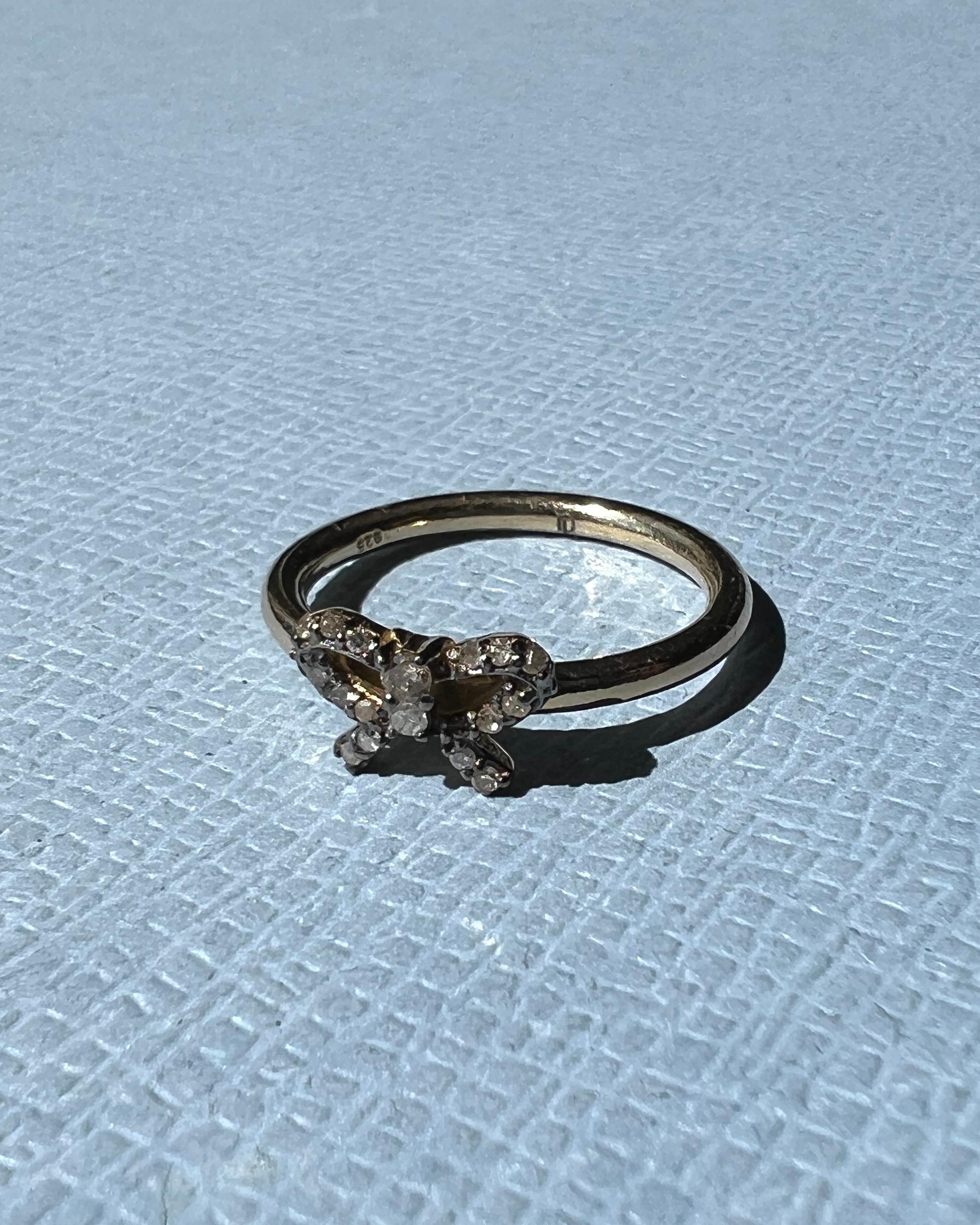 Anneau de diamant de style victorien en vente 3