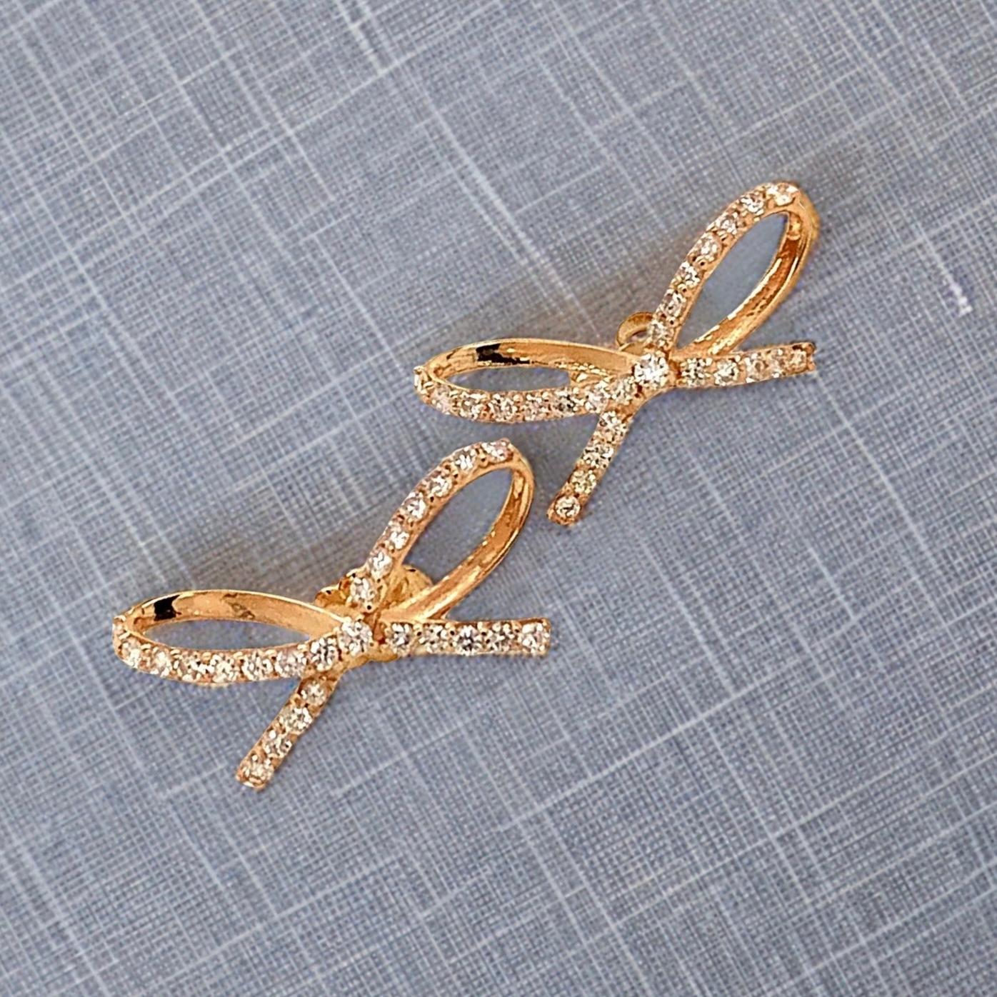 Orecchini con fiocco di diamanti in oro 14k 0,5 Tcw certificati In condizioni Nuovo in vendita a Brooklyn, NY