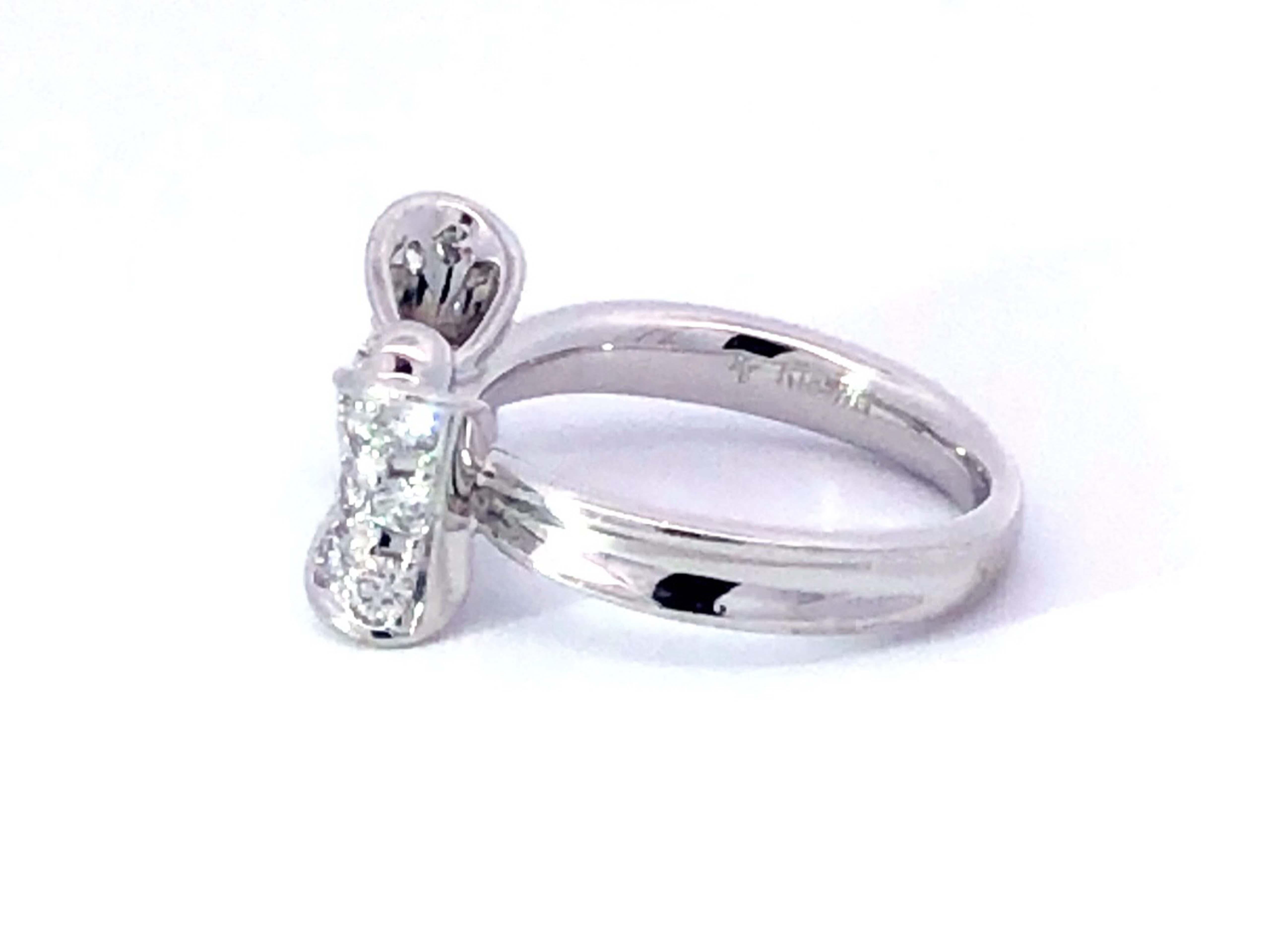 Diamond Bowtie Ring in 18k White Gold For Sale 1