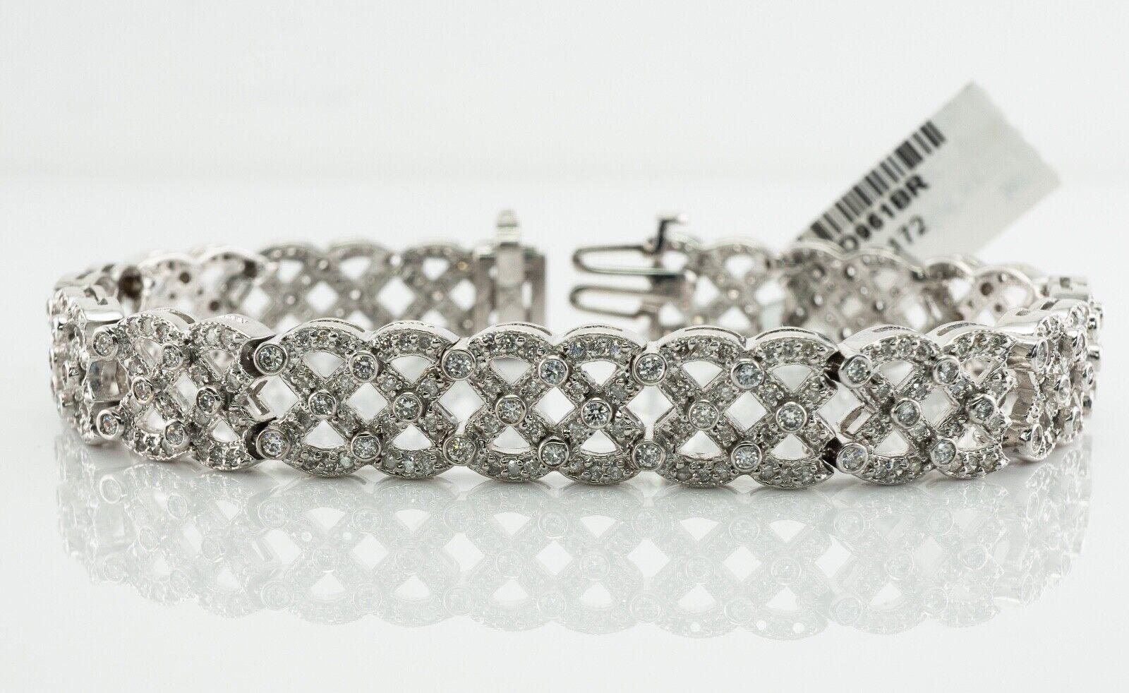 Taille ronde Bracelet en or blanc 14 carats avec treillis de diamants large de 4,50 TDW en vente