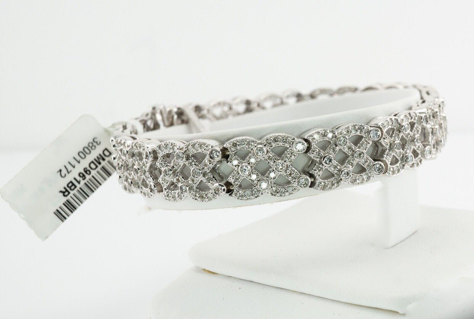 Bracelet en or blanc 14 carats avec treillis de diamants large de 4,50 TDW en vente 3