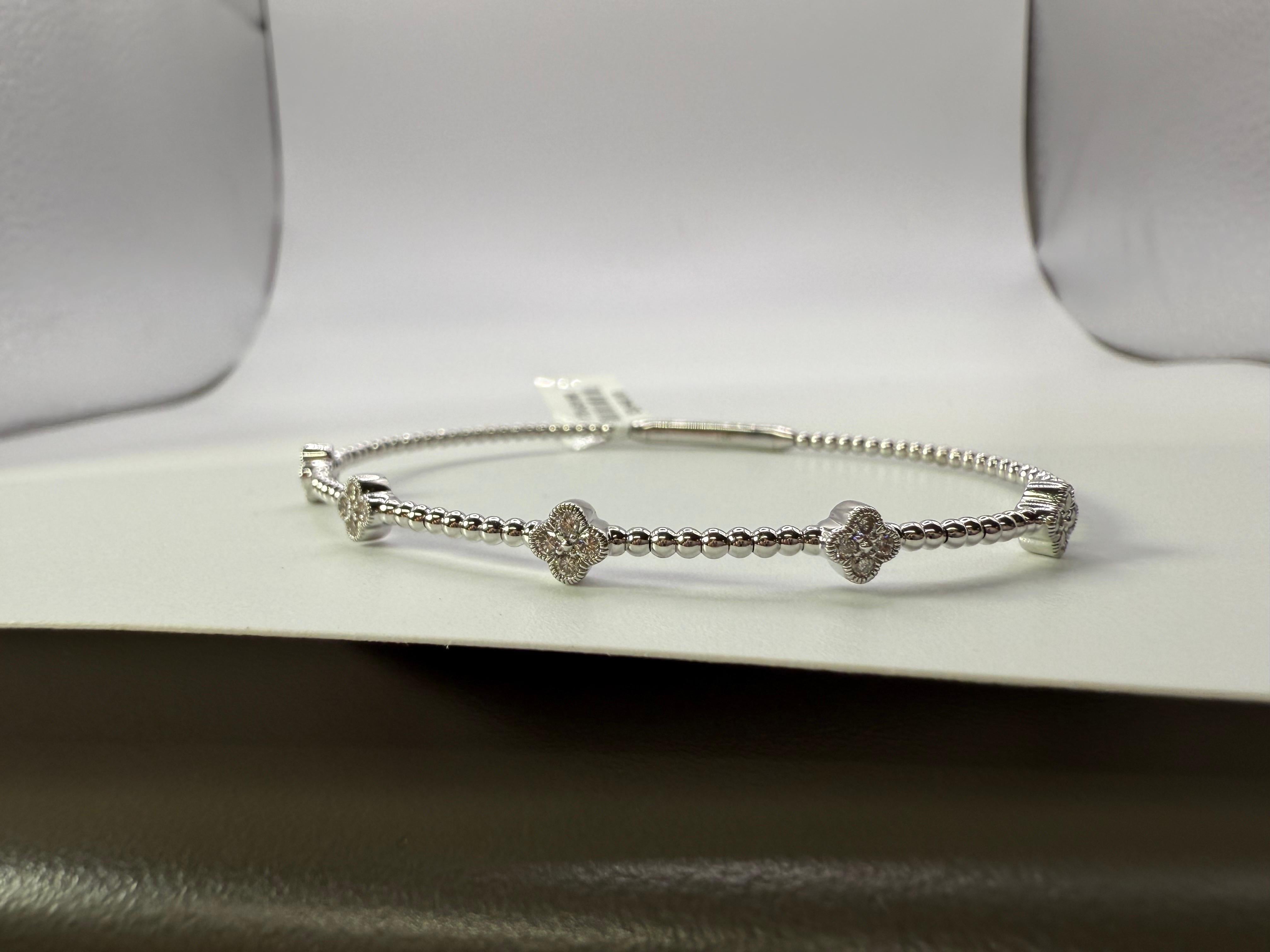 Diamond bracelet 14KT gold diamond bangle en venta 3