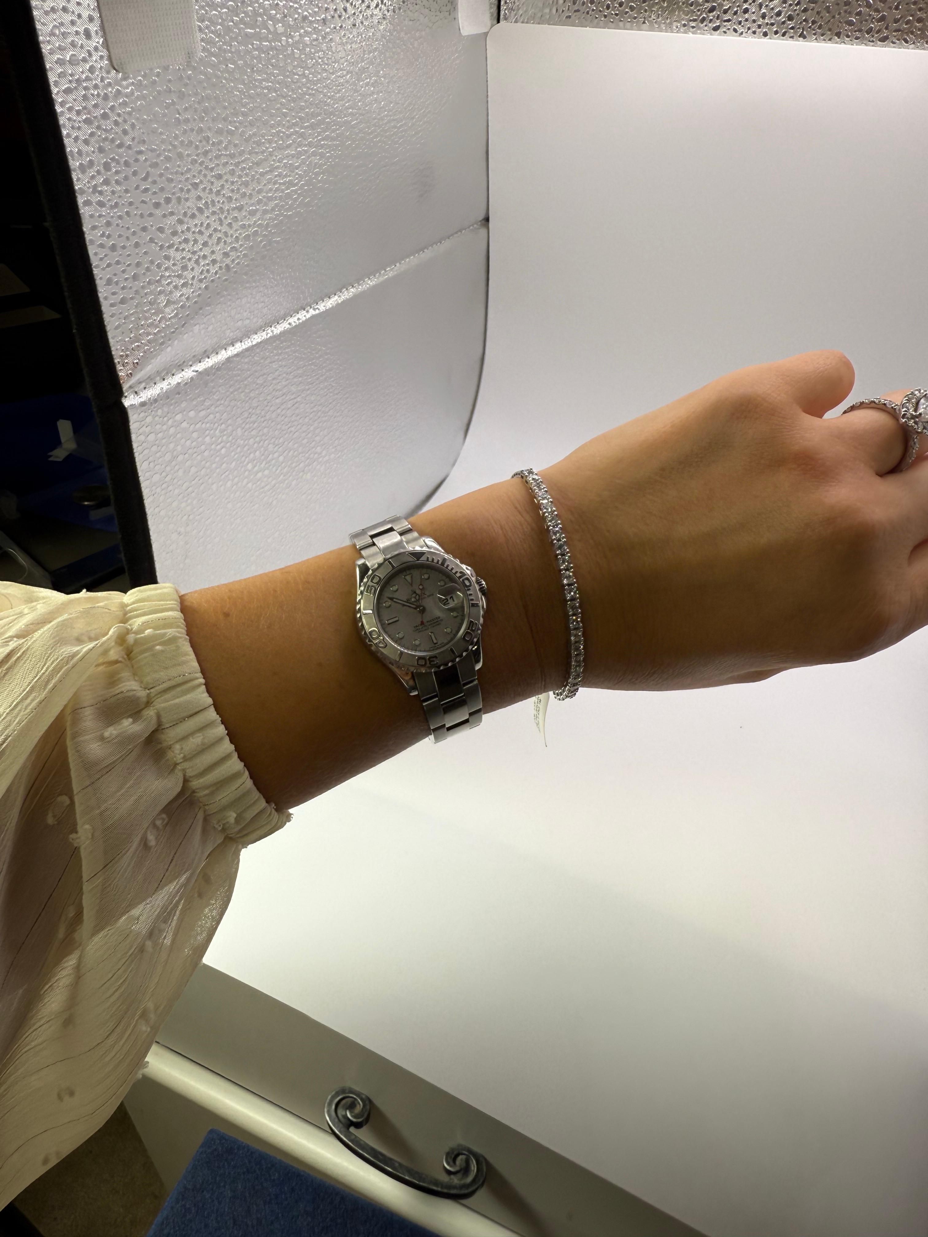 Diamond bracelet 2.45 carats 7 grams FLEXIBLE bracelet fits all new technology (Brillantschliff) im Angebot