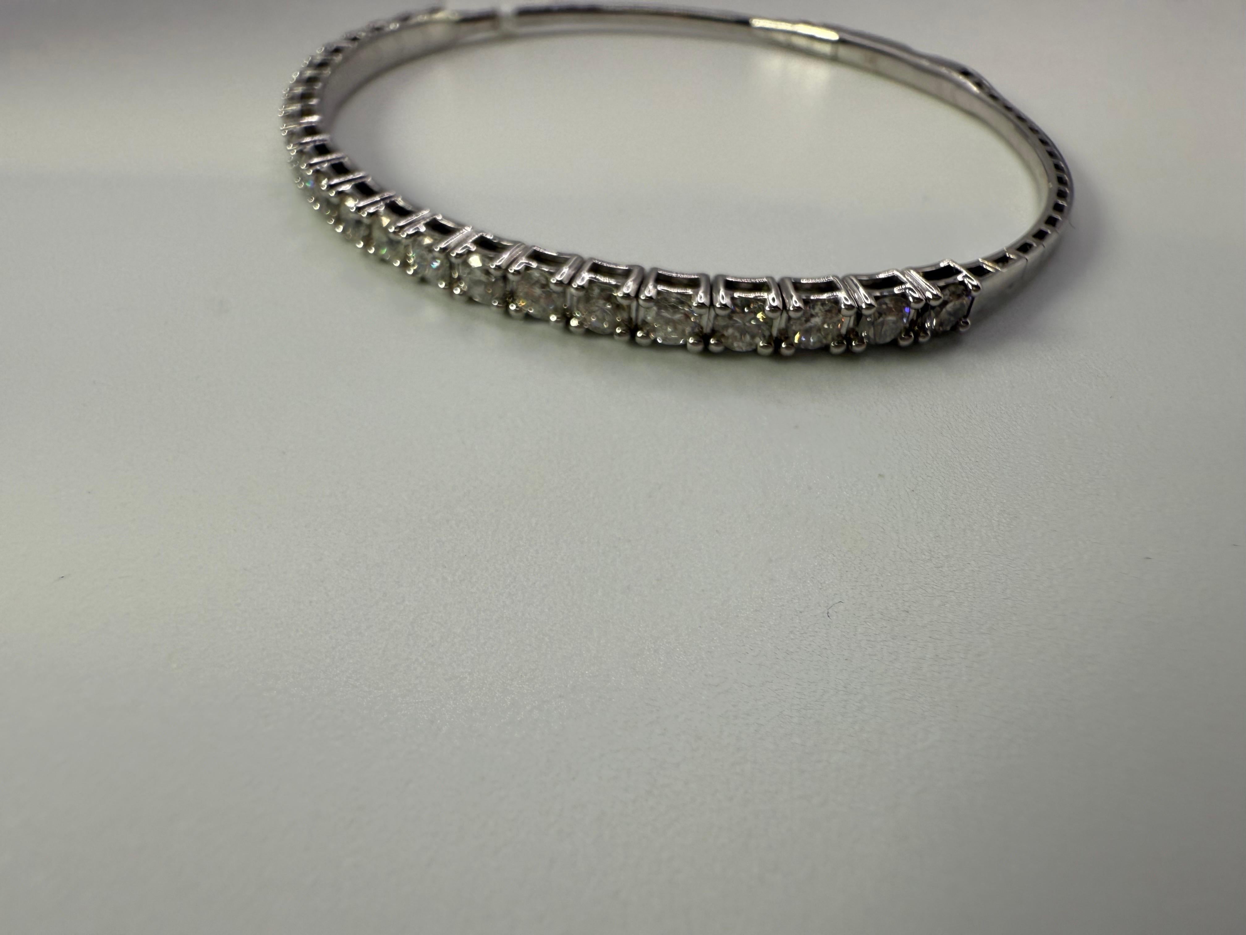 Diamond bracelet 2.45 carats 7 grams FLEXIBLE bracelet fits all new technology im Angebot 4