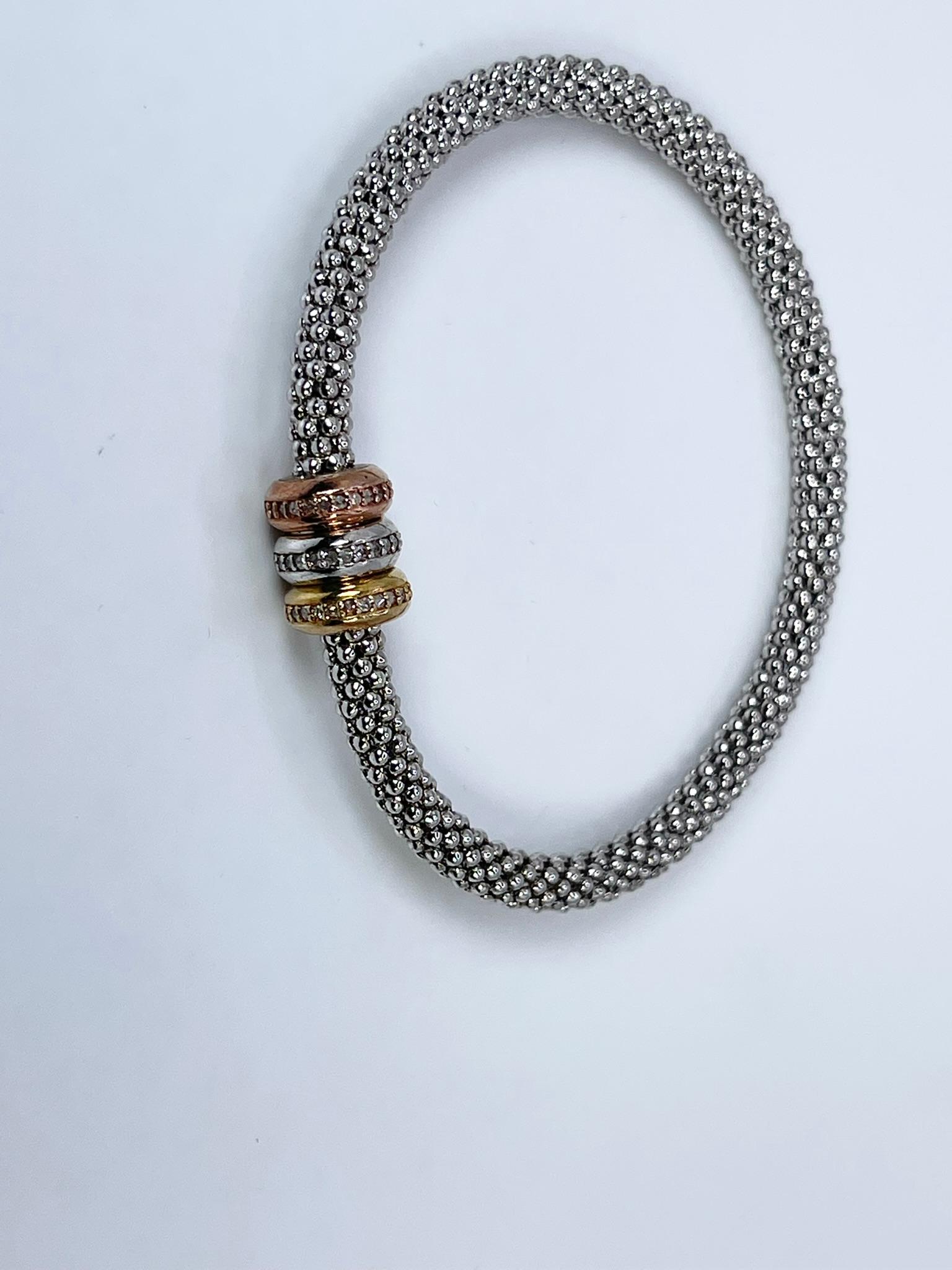 Contemporain Bracelet extensible moderne en or 14 carats et diamants 925 en vente