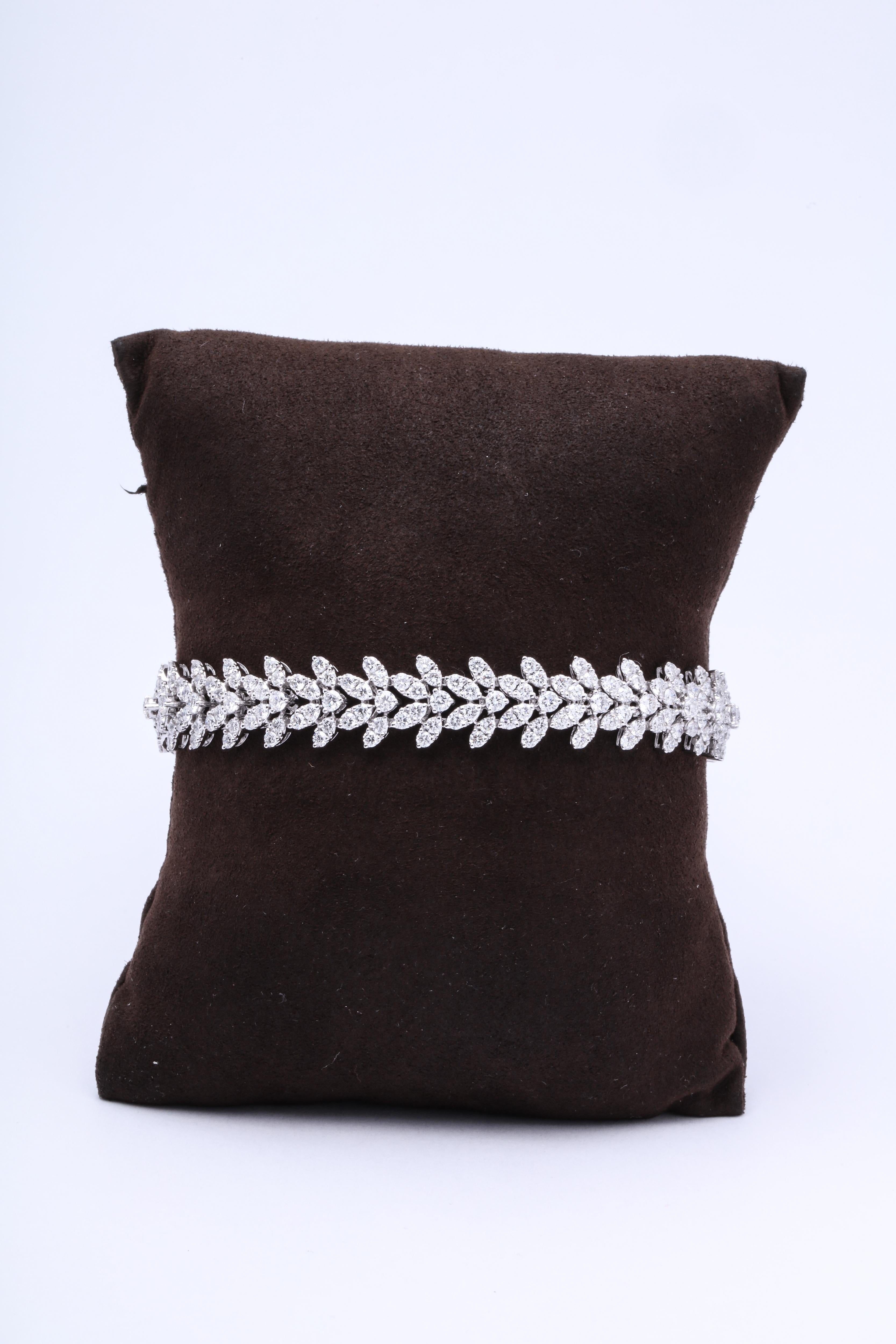 Pulsera de diamantes Corte redondo en venta
