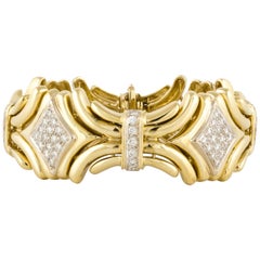 18K Gold Bracelet with Diamonds