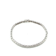 Diamond bracelet in 18K white gold.