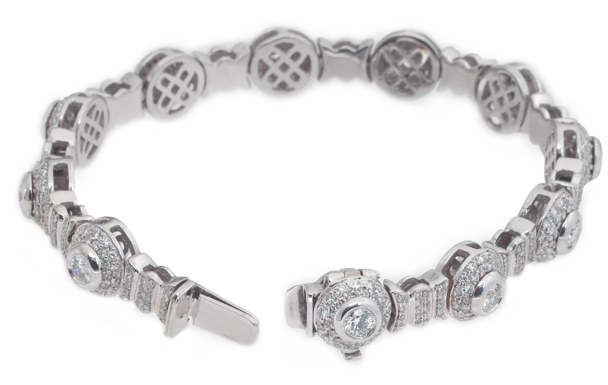 Bracelet en or blanc 18 carats Excellent état - En vente à Surfside, FL
