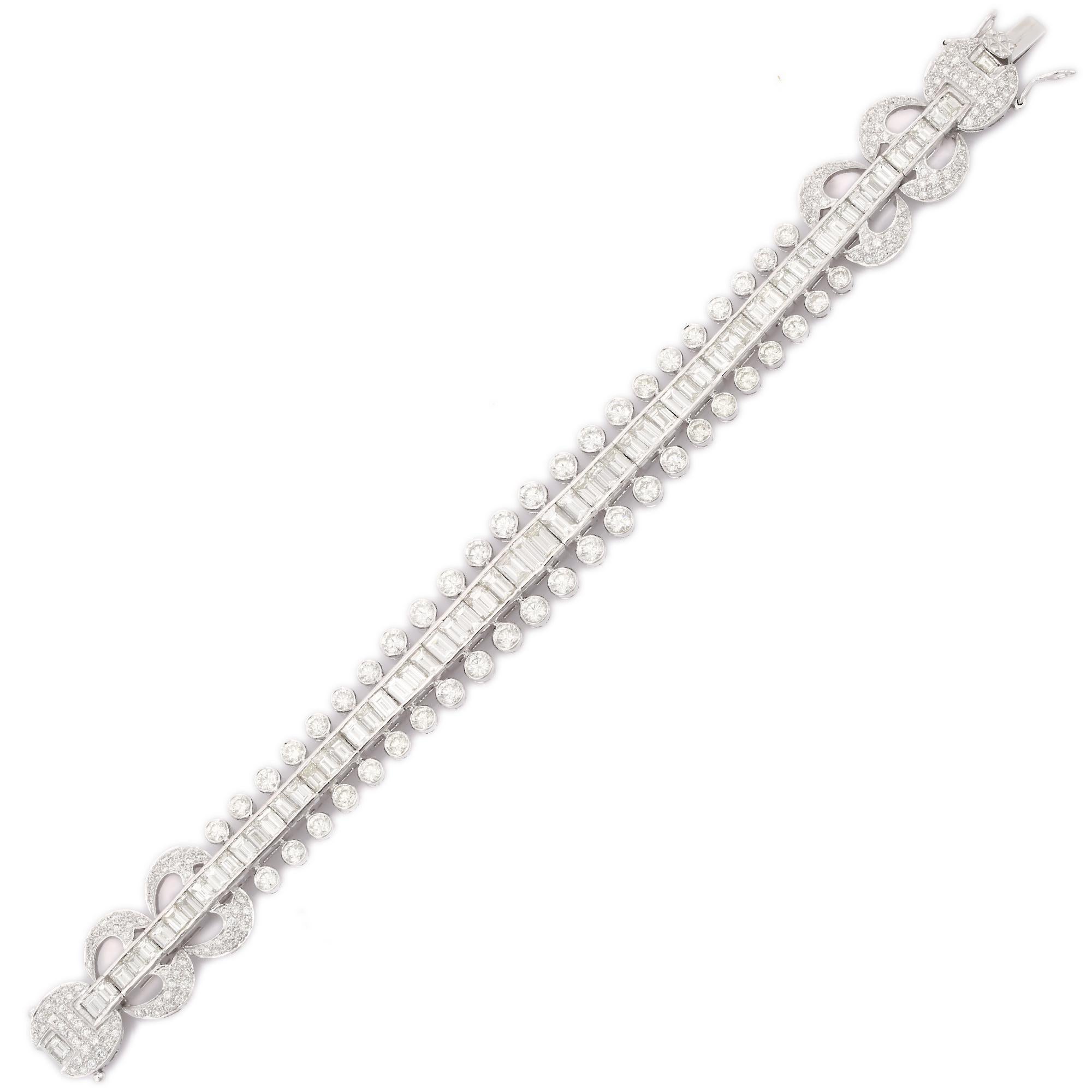 Mixed Cut Timeless 22.66 Carat Diamond Wedding Bracelet in 18kt Solid White Gold For Sale